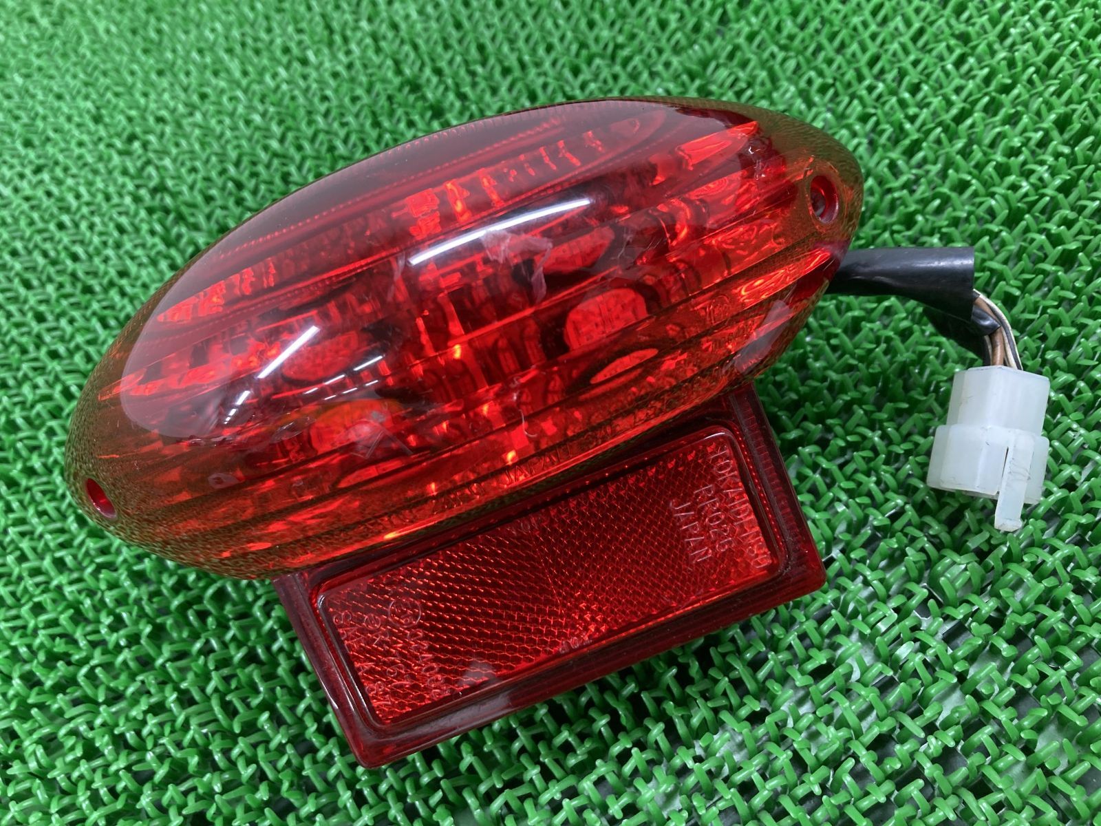 GSX1300Rハヤブサ テールランプ 24F0 スズキ 純正 中古 バイク 部品