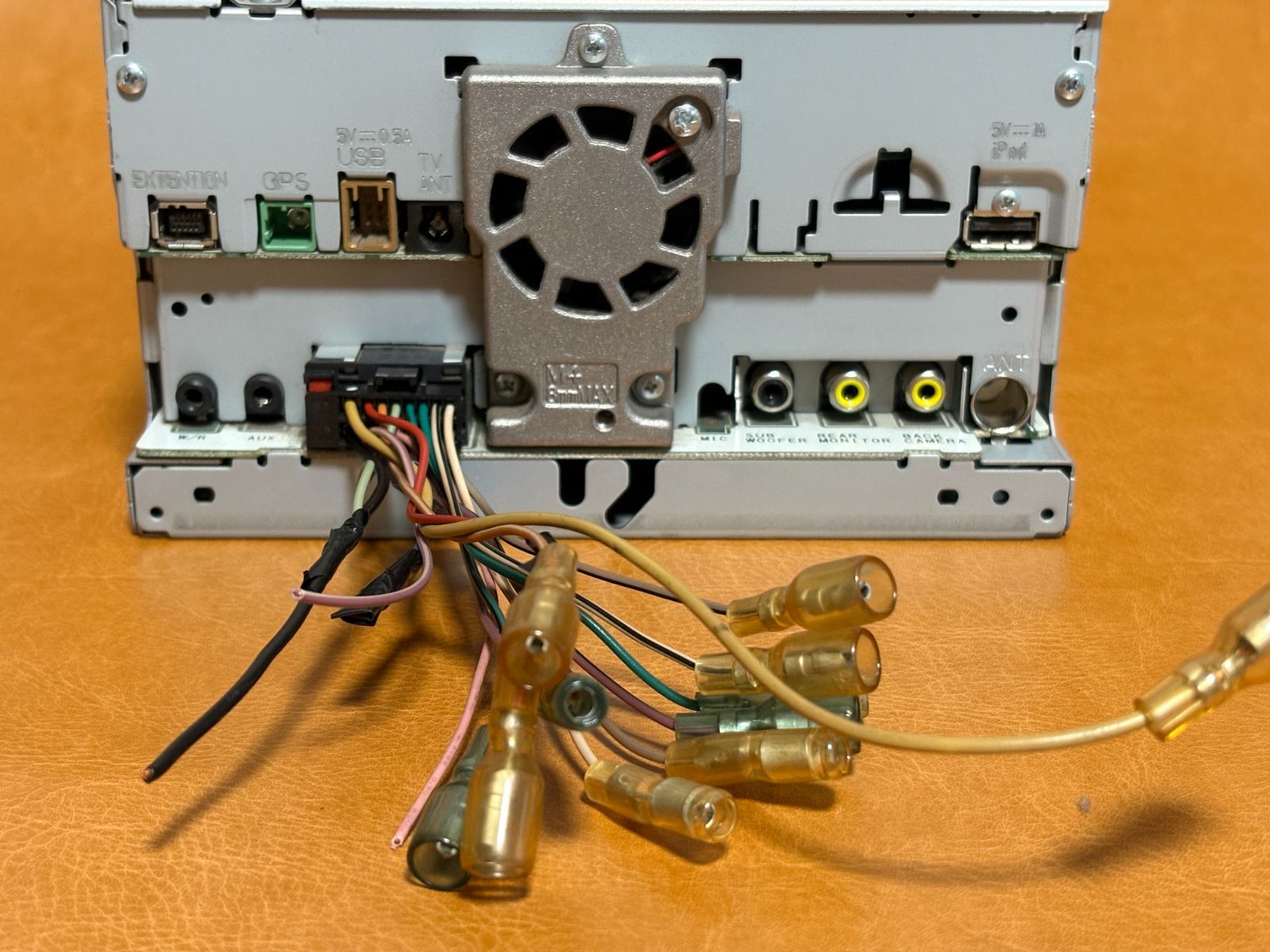 carrozzeria メモリーナビ AVIC-RZ301 カロッツェリア