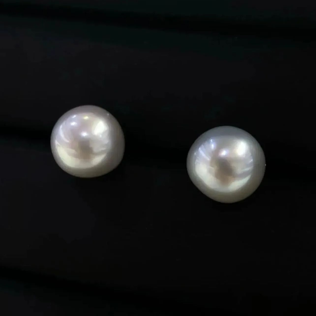 南洋白蝶真珠 バロック 10-11mm K18WGピアス テリ抜群 - メルカリ