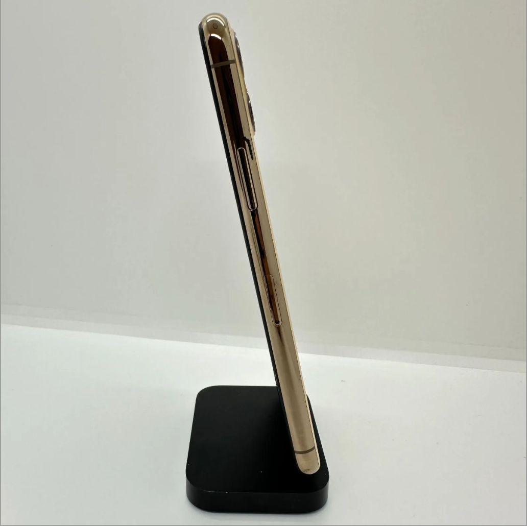 激安ジャンク】iPhone11Pro 256GB ゴールド【SIMロック解除済み