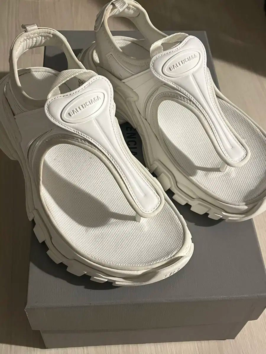 バレンシアガ　サンダル38 BALENCIAGA バレンシアガ サンダル ブラック38メンズ