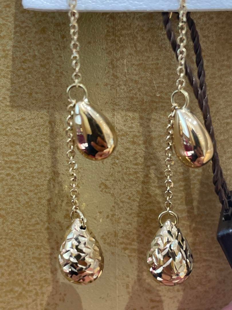 【新品】UNOAERREデザインピアス　23149 新品】UNOAERREデザインピアス23149