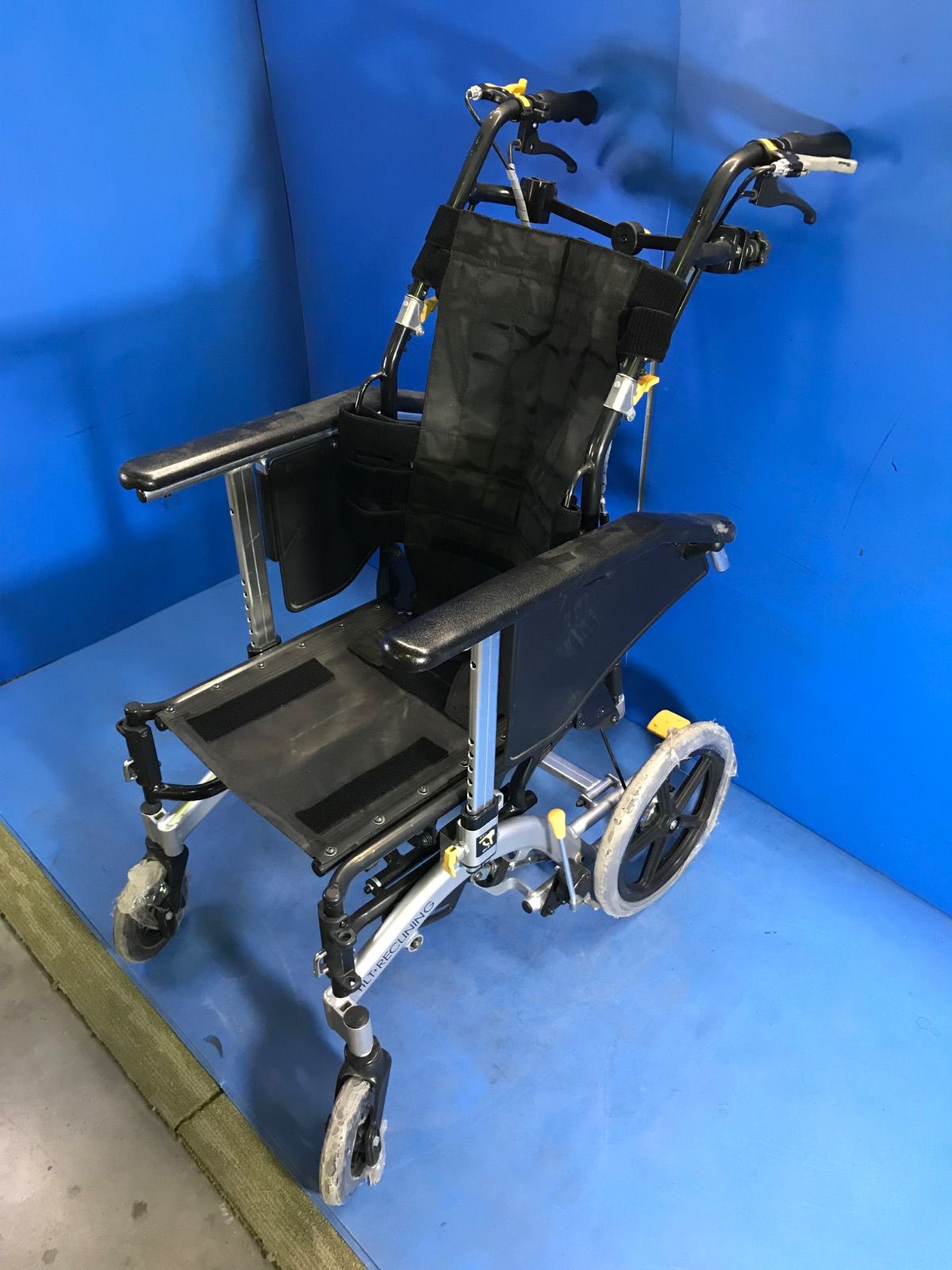 2 松永福利器具製造 介助用車椅子 マイチルト ティルト リクライニング MH-CR3D S-E 400 F02 2017年製 介護 リハビリ 車イス KC