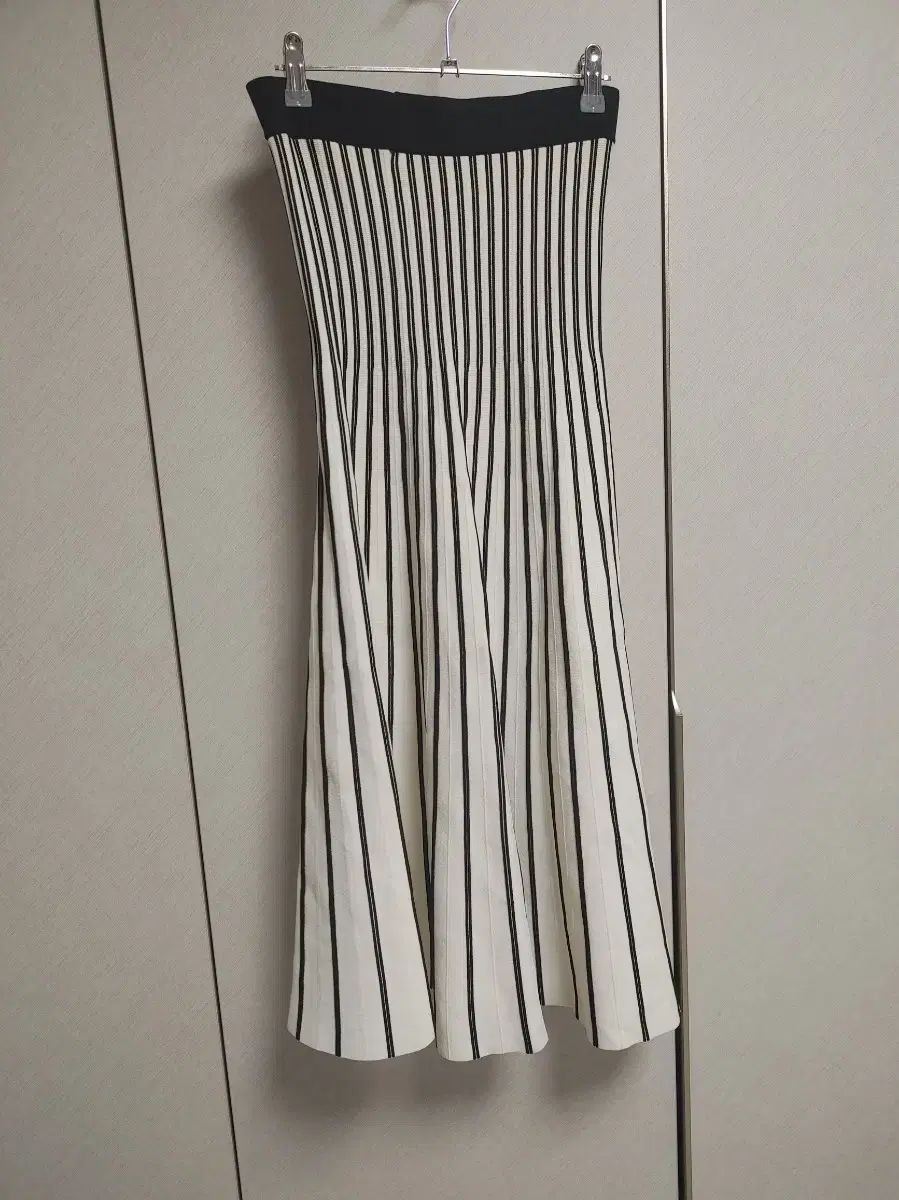 プリーツ スカート