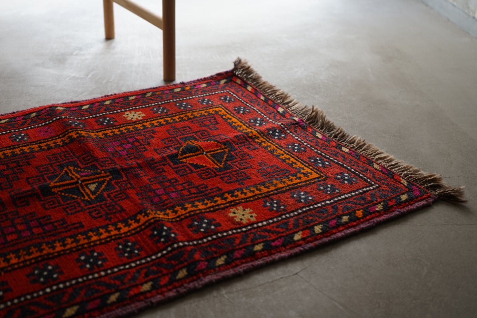 トライバルラグ アフガニスタン バルーチ 1970-1980年代 87×64.5cm No