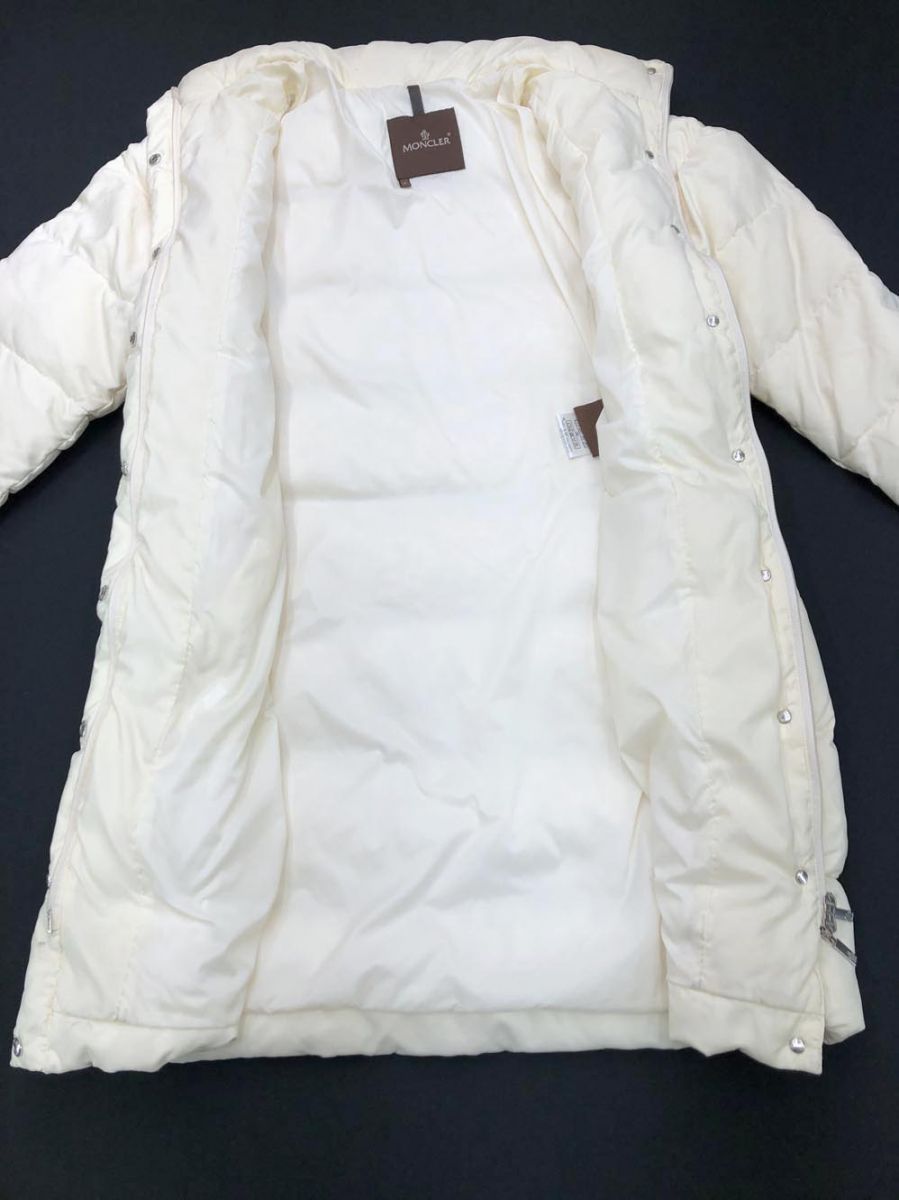 MONCLER アイボリー　ダウンジャケット　Sサイズ モンクレール(MONCLER)モンクレール ダウンジャケット 衣料品