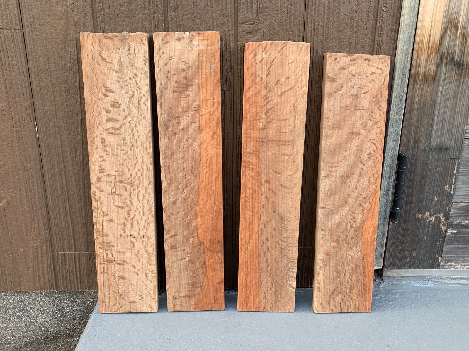 牡丹と薔薇上4枚中4枚下5枚DVDセット Amazon.co.jp: 牡丹と薔薇 [レンタル落ち] (全12巻) [マーケット