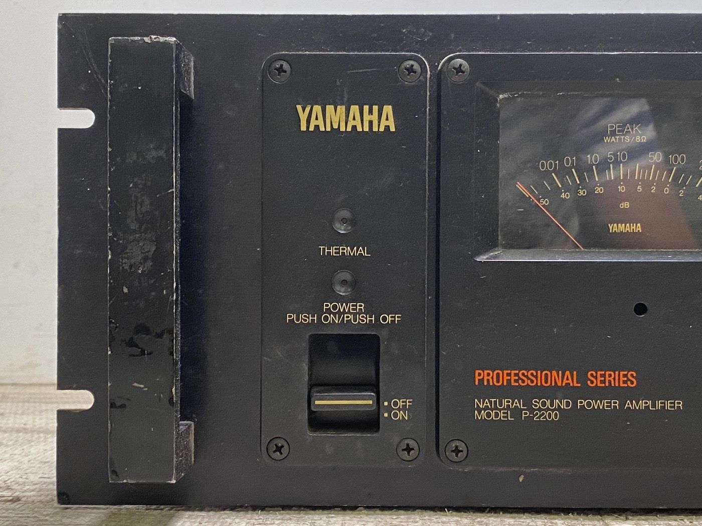 YAMAHA パワーアンプ P-2200 ジャンク品 - メルカリ