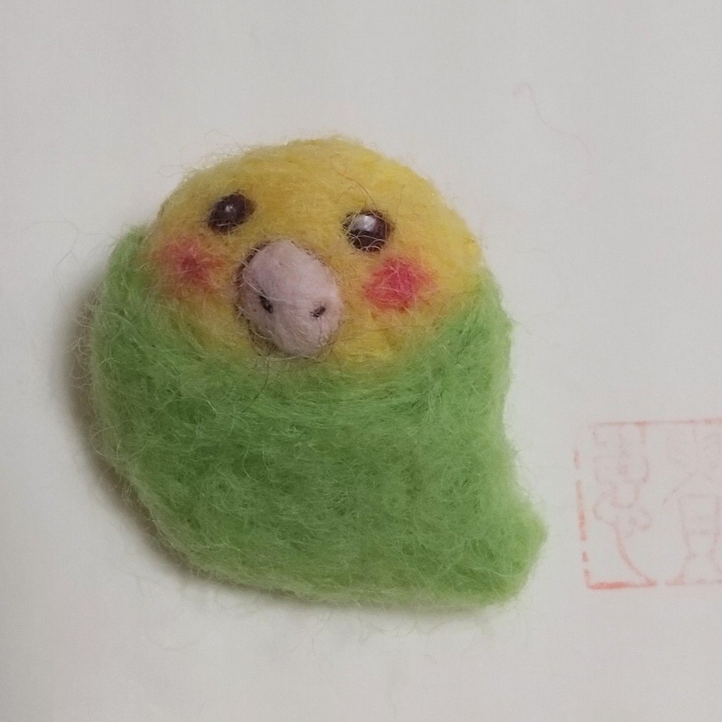 羊毛フェルト 刺繍 ブローチ インコ 黄緑×黄色 - メルカリ