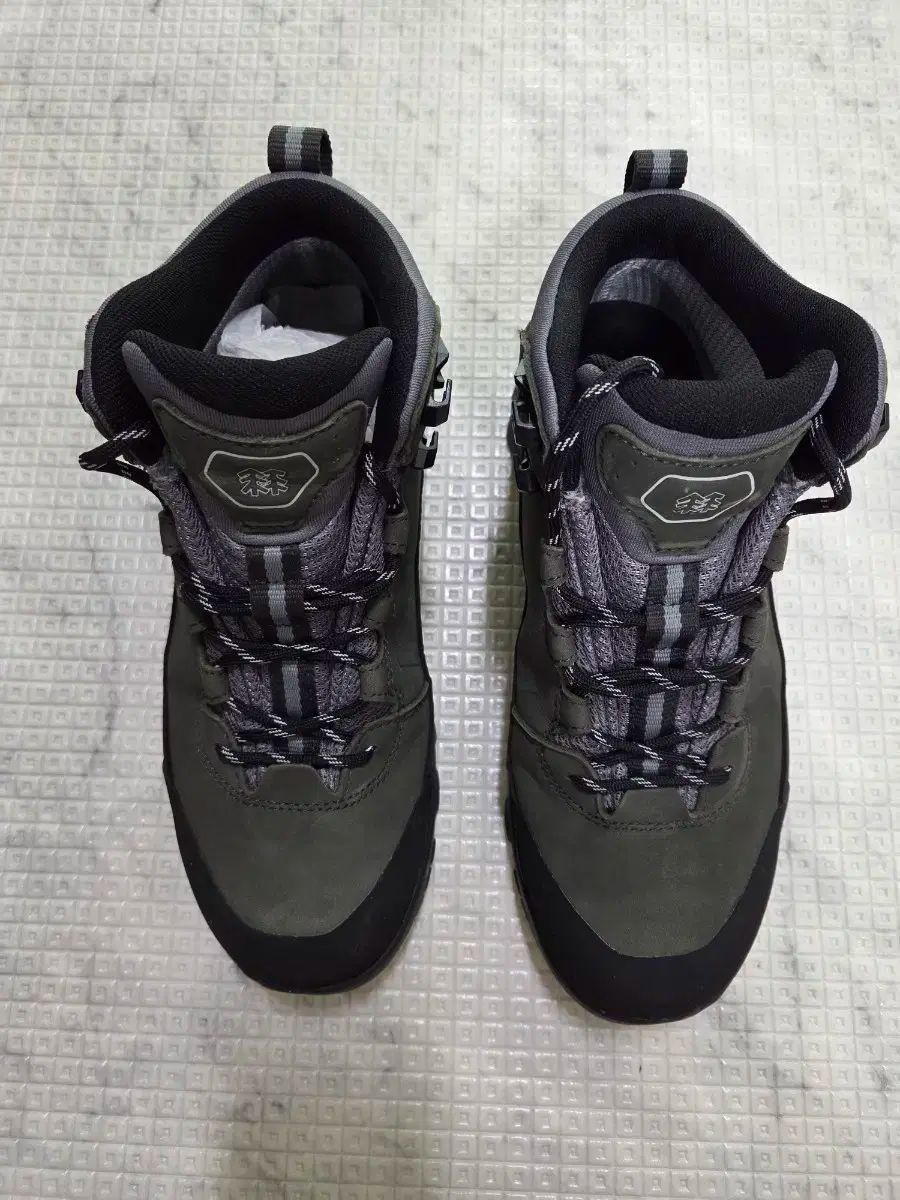 Kolon Sport コーロンスポーツ ミッド レディース登山靴 250