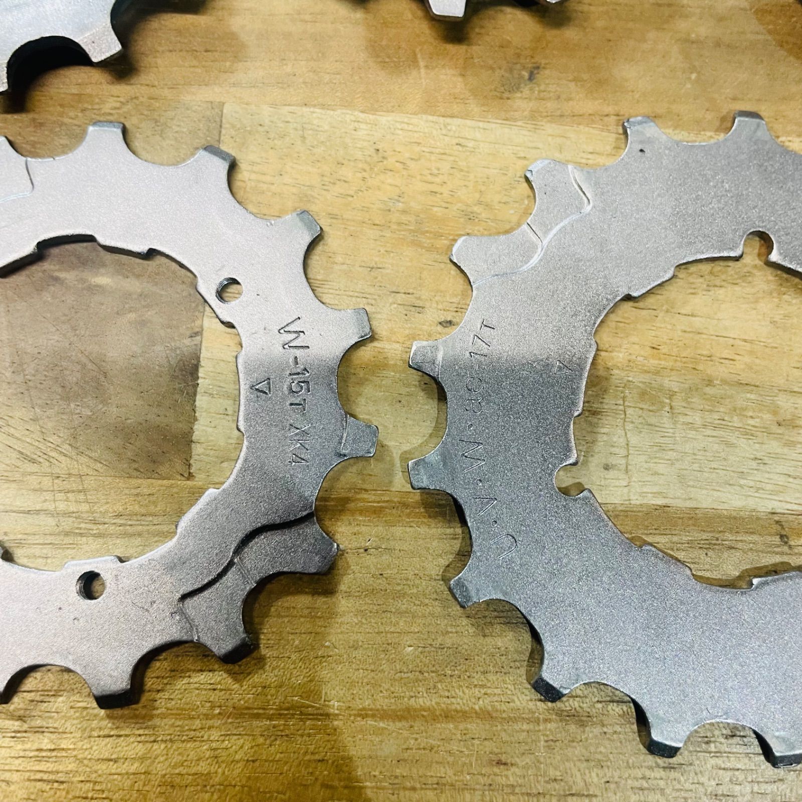 美品】 シマノ CS-7401 DURA-ACE 8s カセット スプロケット CS-7400 12-25T 74デュラ HG 8速 ビンテージ  オールド クリーニング済 摩耗少 - メルカリ