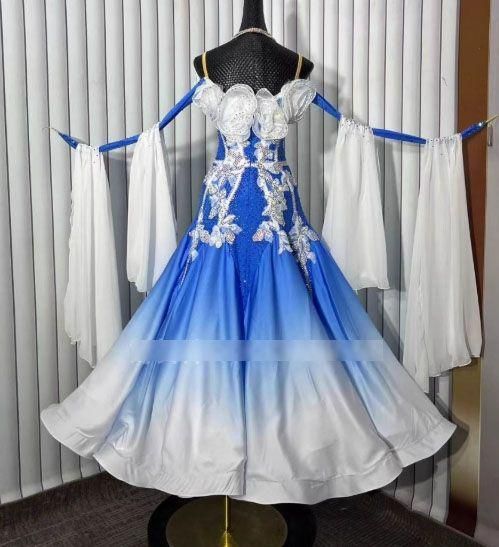 オーダーメイド 社交ダンス衣装 フリル スタンダードドレス 水色