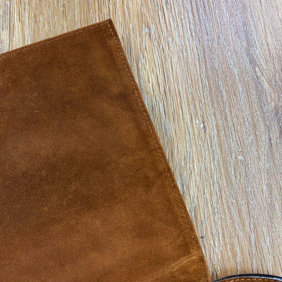 サルヴァトーレフェラガモ ヴァラ