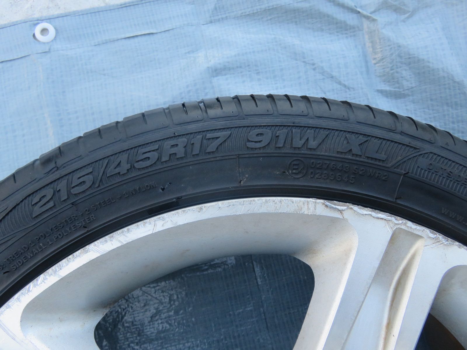 トヨタ アルテッツァ純正 17インチアルミ　215/45R17 バリ山4本セット トヨタ アルテッツァ純正 17インチアルミ 215/45R17 バリ山4本セット