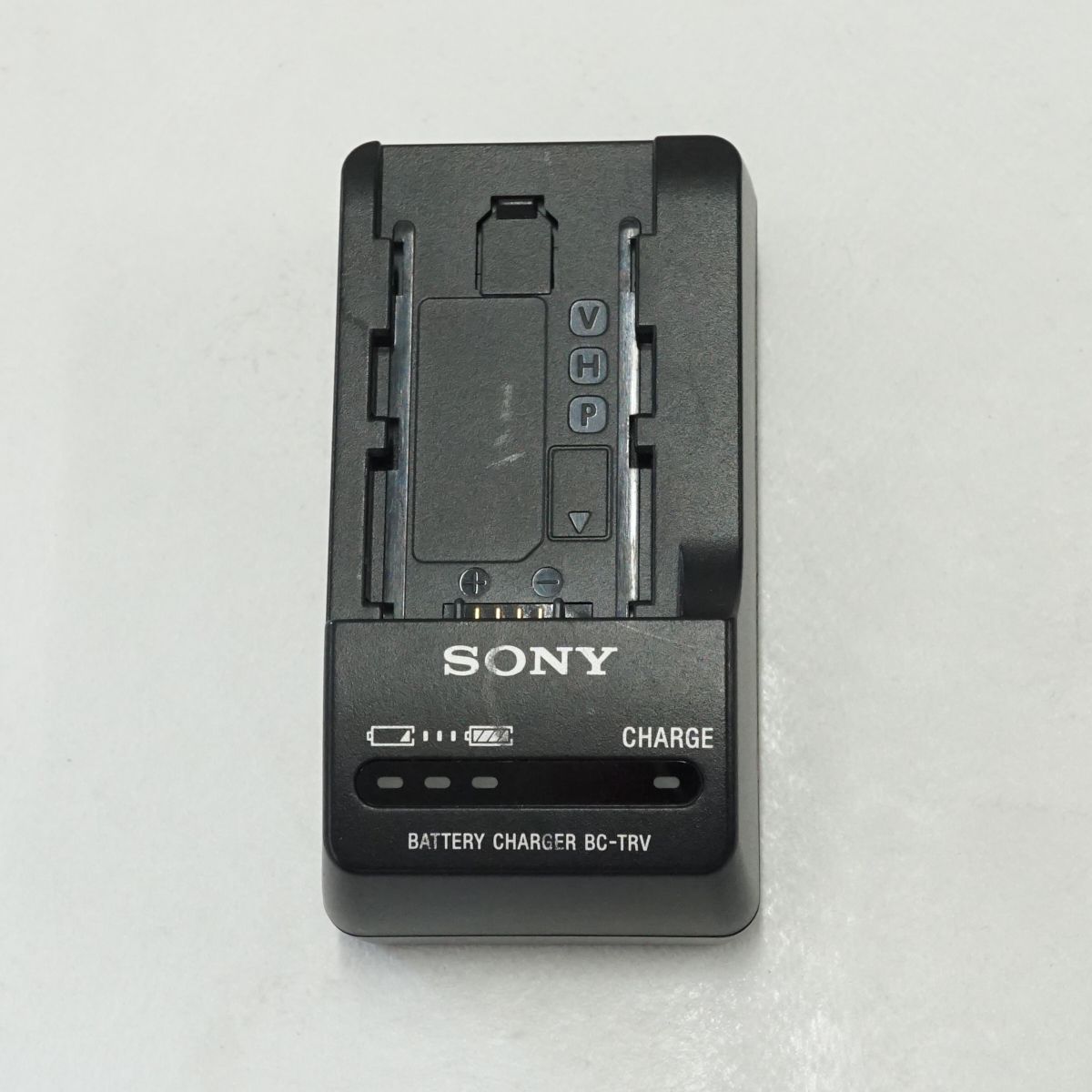 BC-TRV SONY バッテリーチャージャー USED美品 充電器 NP-FV H P