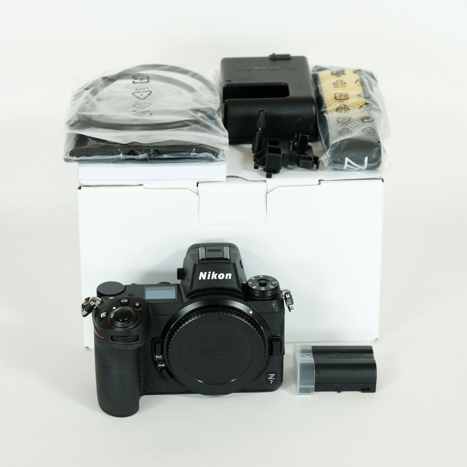 バッテリーおまけ 切なかっ Z7 ボディ Nikon