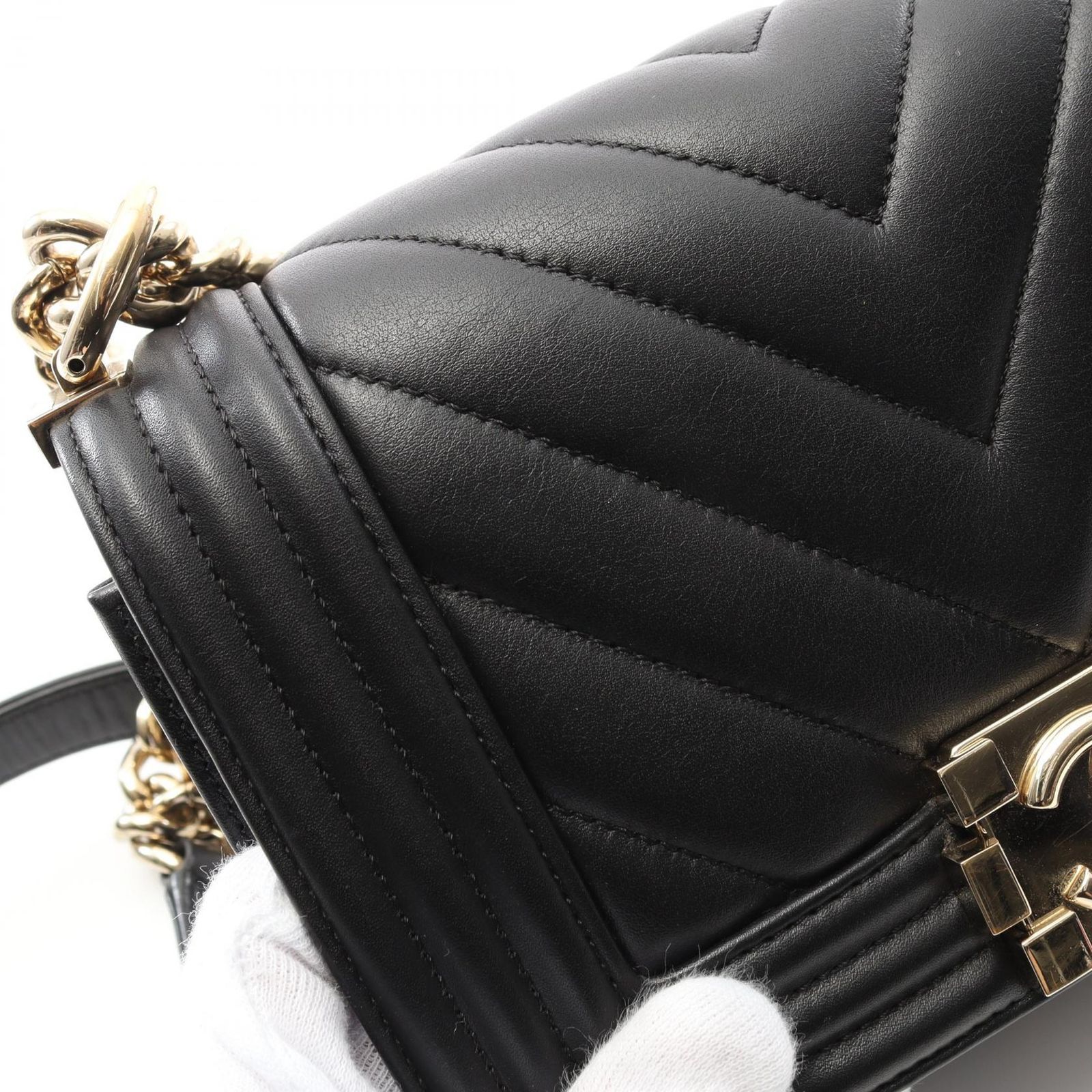 シャネルラムスキンボーイシャネル25ショルダーバッグ CHANEL - シャネル ボーイシャネル25 ラムスキンチェーン