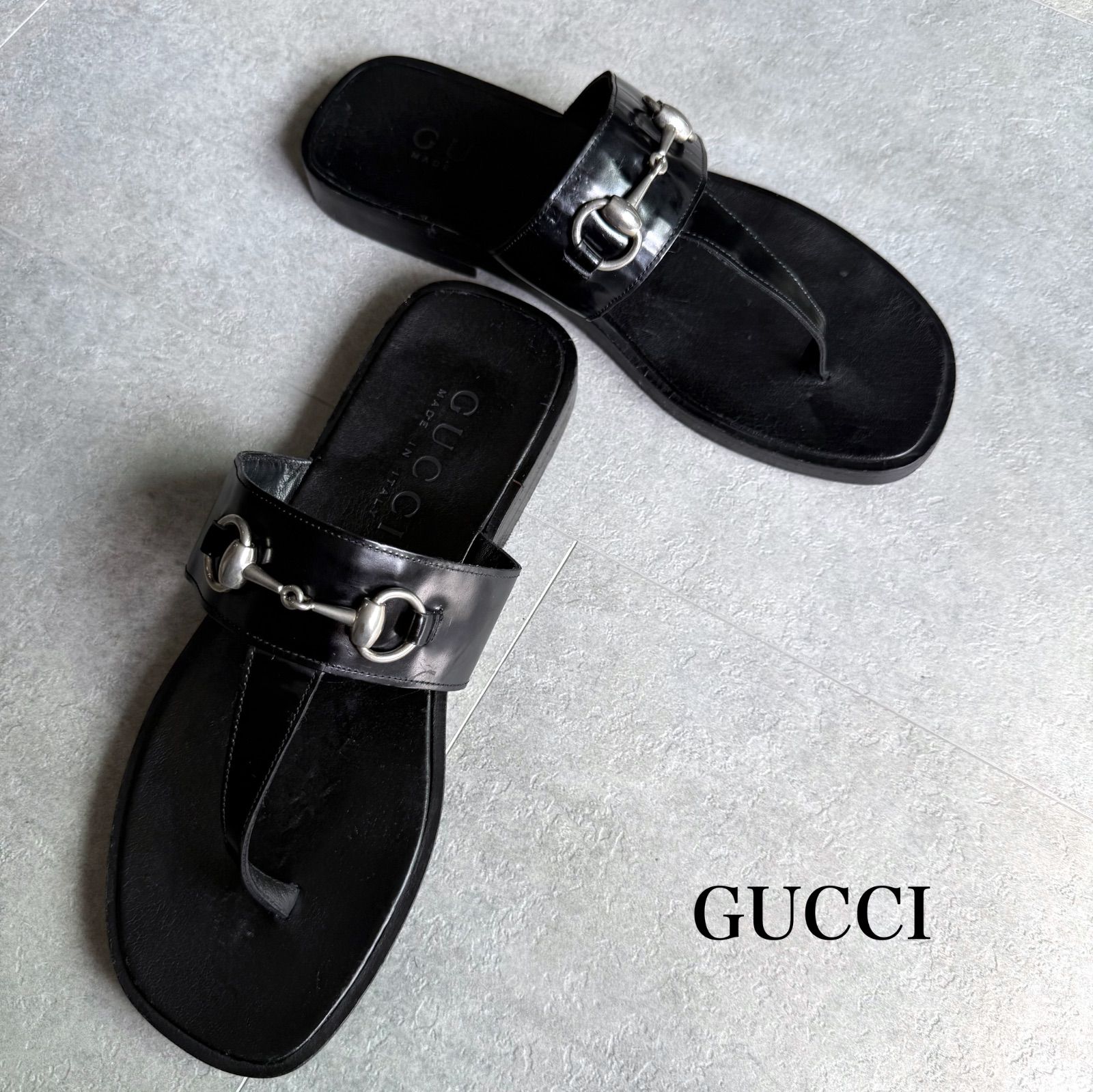GUCCI ホースビットトングサンダル パテントレザー ブラック シルバー メンズ41E 26cm ビーチサンダル