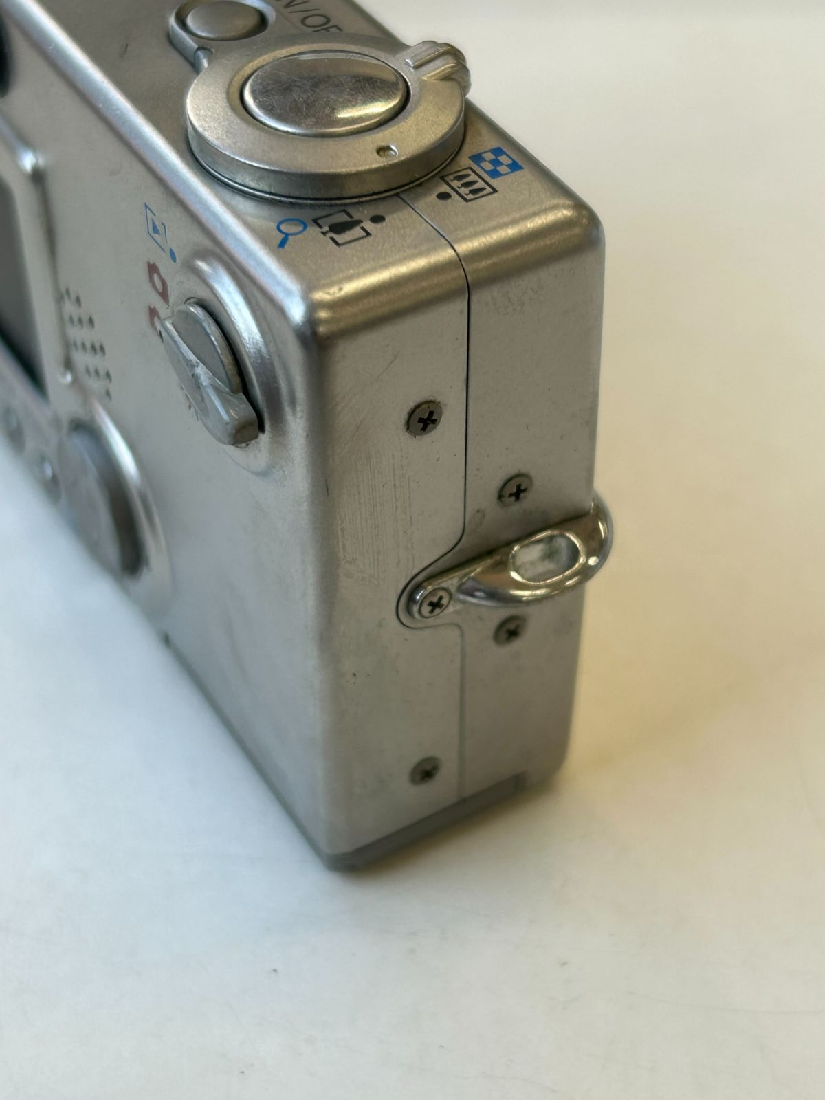 B-118 Canon/キャノン IXY DIGITAL30 デジタルカメラ シルバー