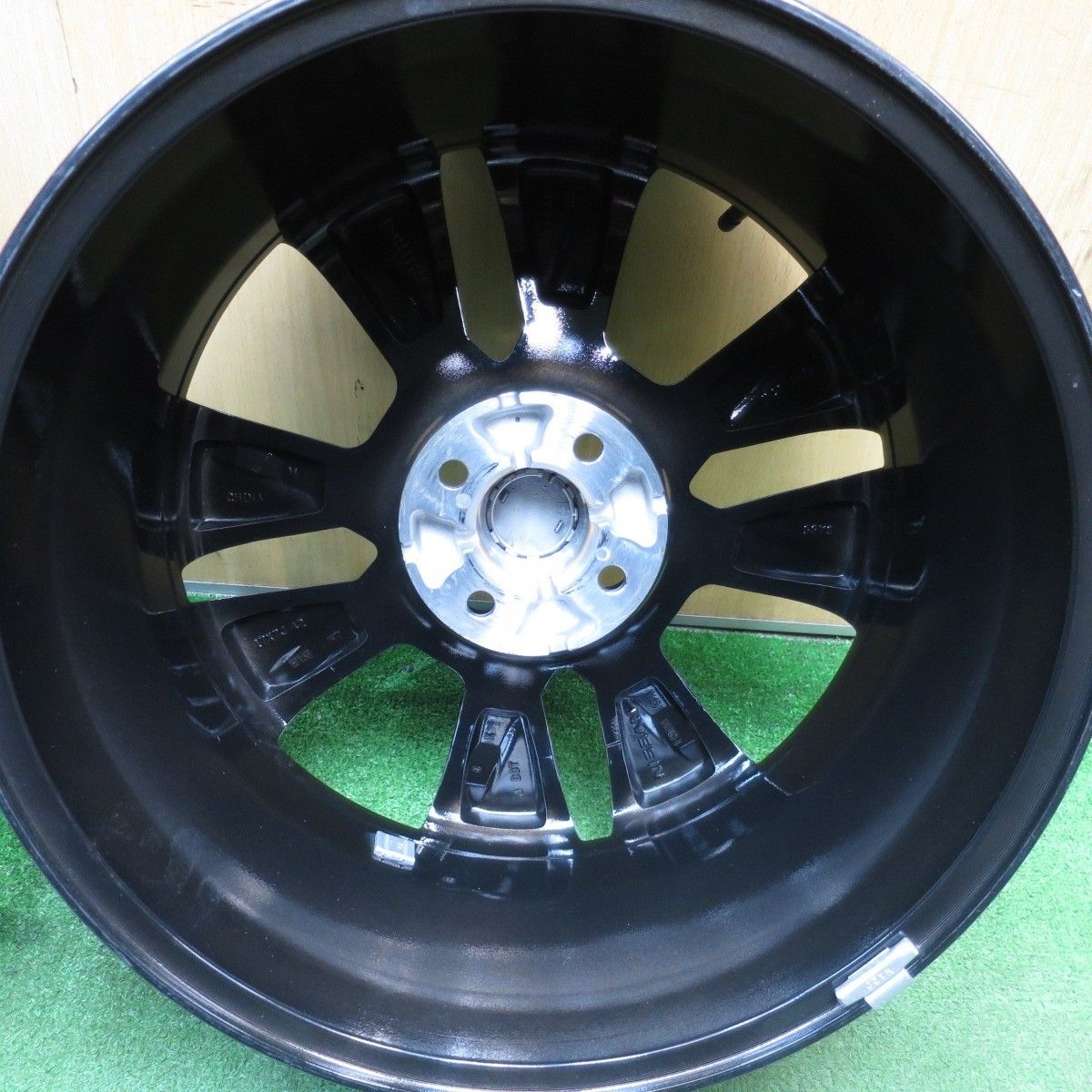 送料無料] 新車外し☆日産 E13 ノート オーラ ニスモ 純正