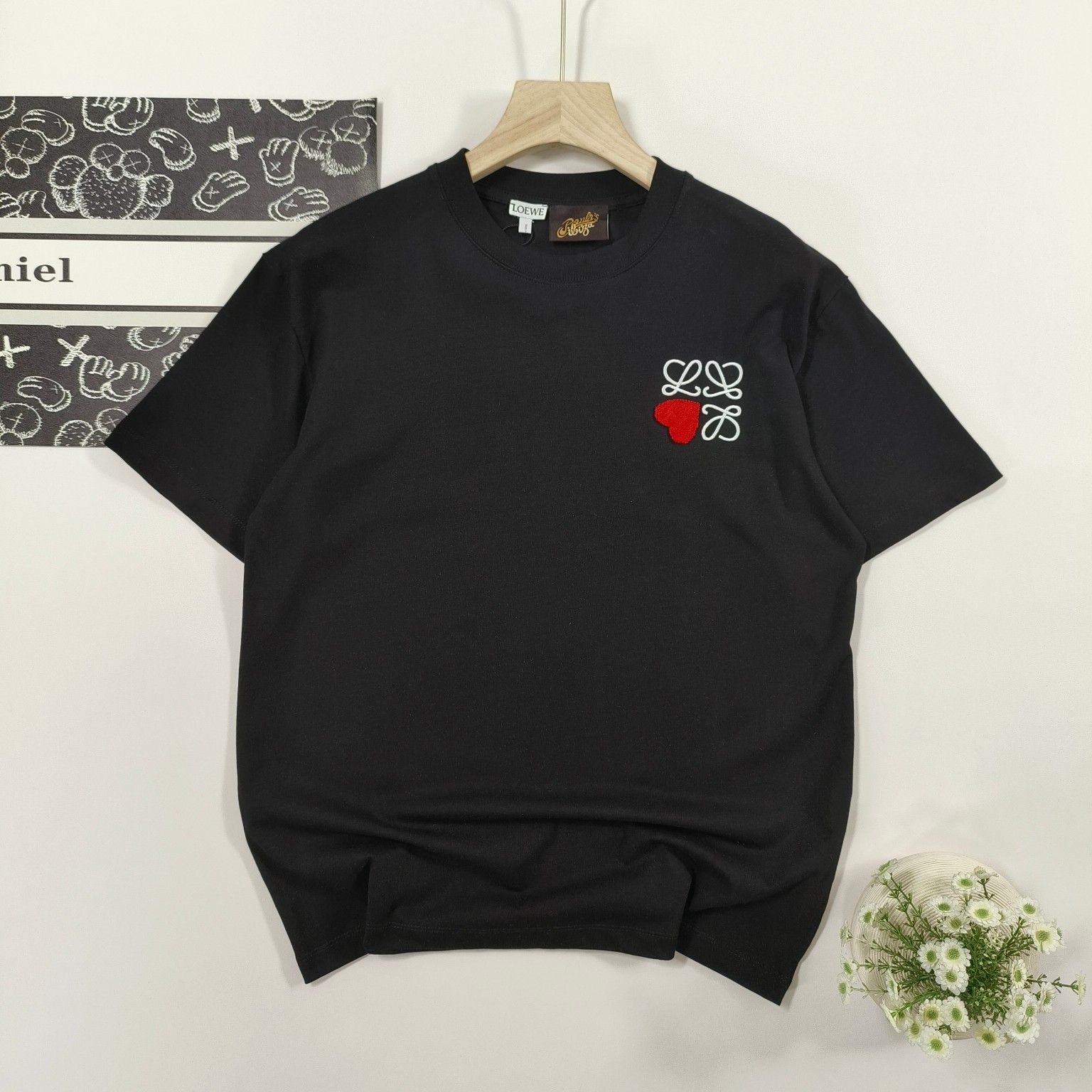 L‍O‍E‍W‍E‍‍ Tシャツ 半袖 男女兼用 ロエベ Tシャツ メンズ 赤いハート Tシャツ レディース XS-L - メルカリ