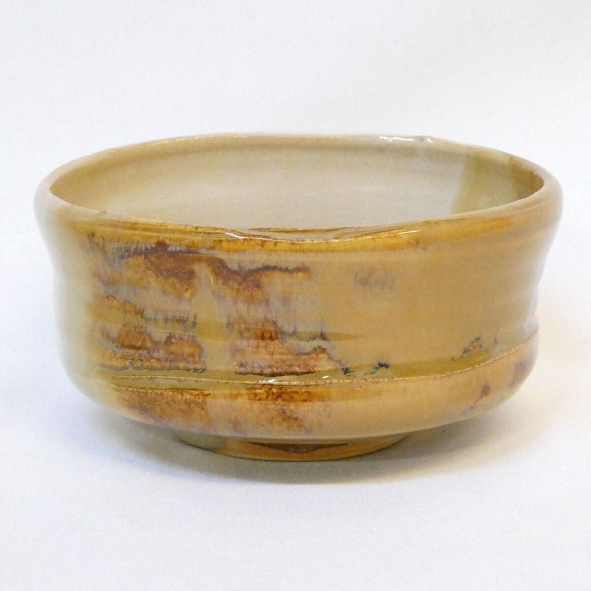 Q太郎　茶道具　高取焼　鬼丸雪山作　茶碗　共箱　V　7111 Q太郎 茶道具 高取焼 鬼丸雪山作 茶碗 共箱 V 7111 Q太郎 茶道具