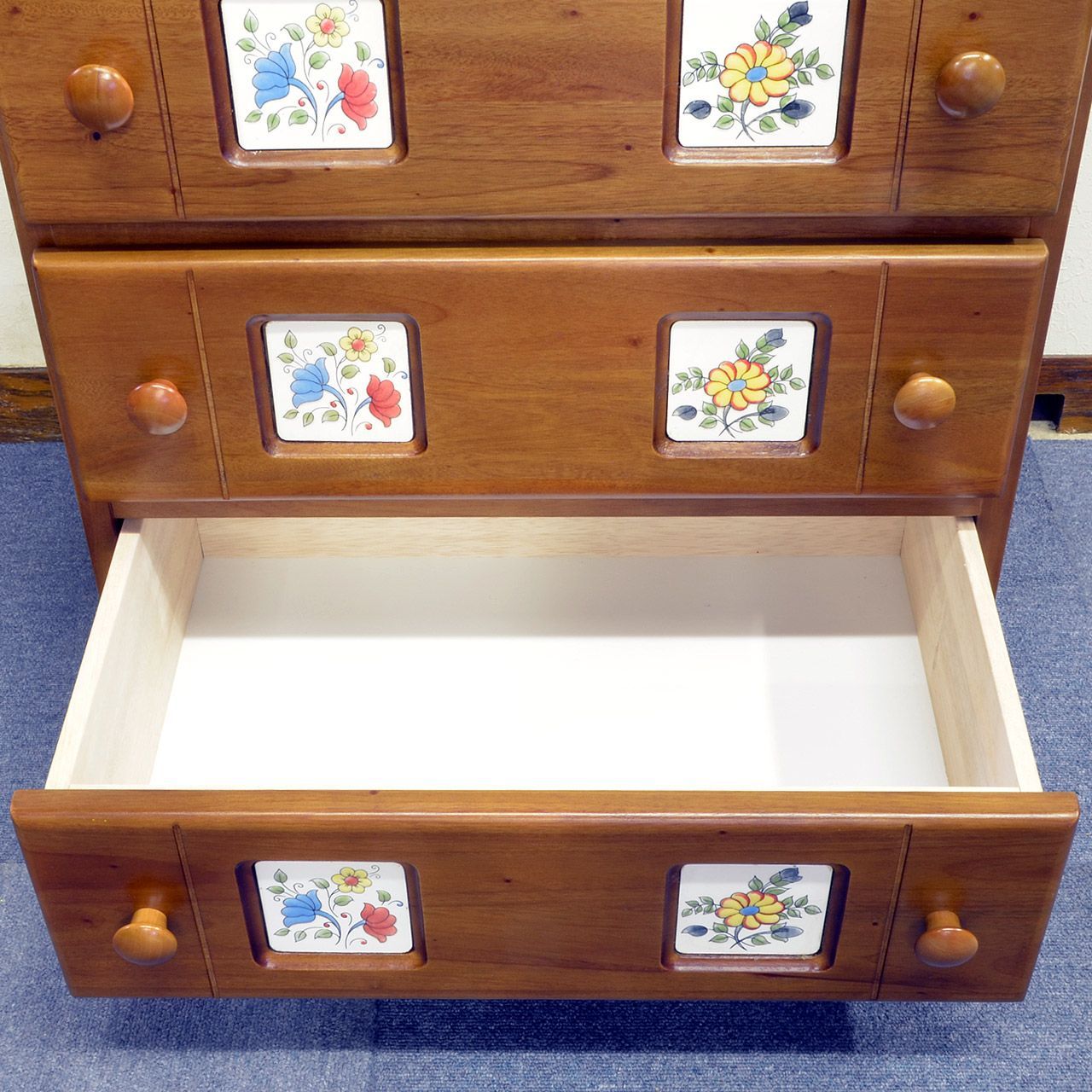 タイル付き５段チェスト