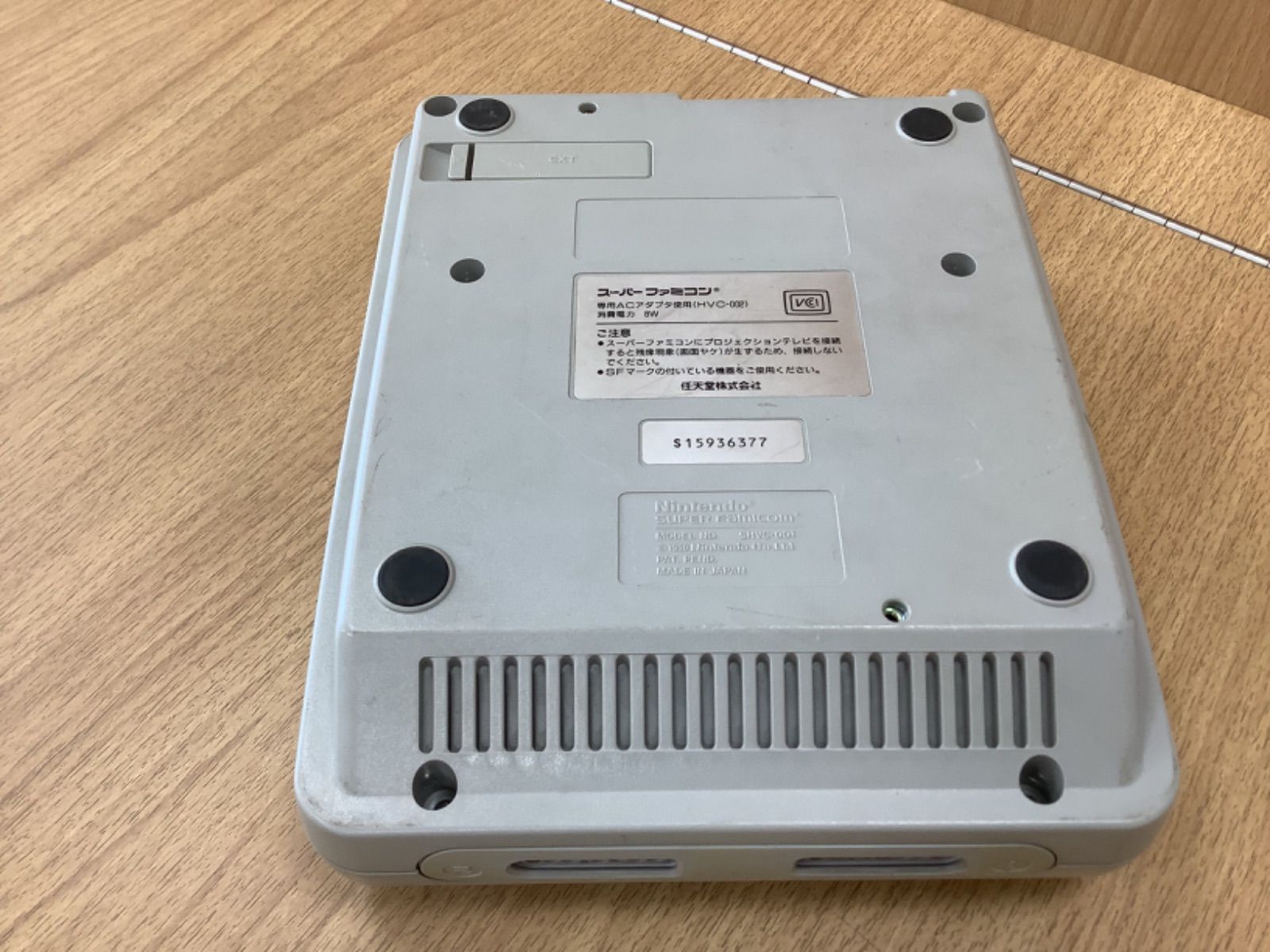 スーパーファミコン本体 D1486 スーパーファミコン本体 コントローラー 動作未確認