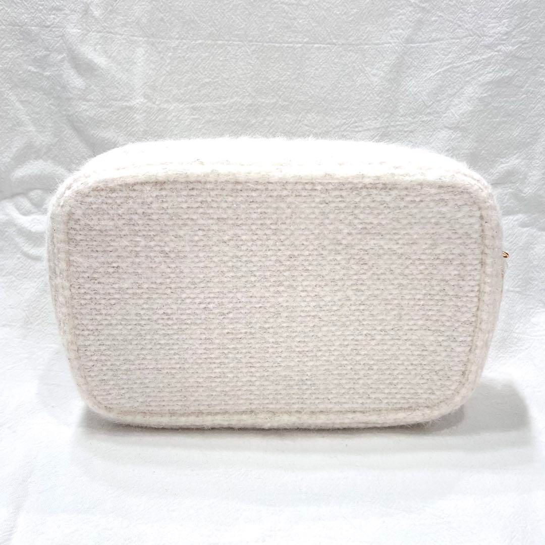 未使用品☆ CHANEL シャネル ポーチ ホリデーイベント 未使用品☆ CHANEL シャネル ポーチ ホリデーイベント