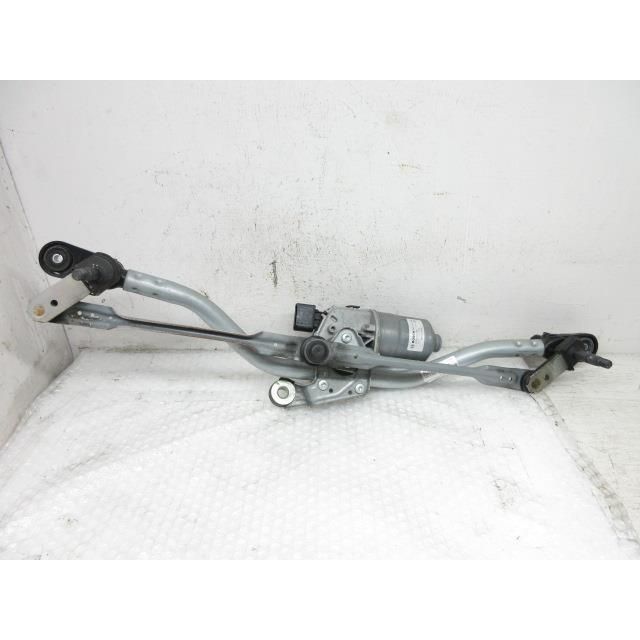 Fワイパーモーター