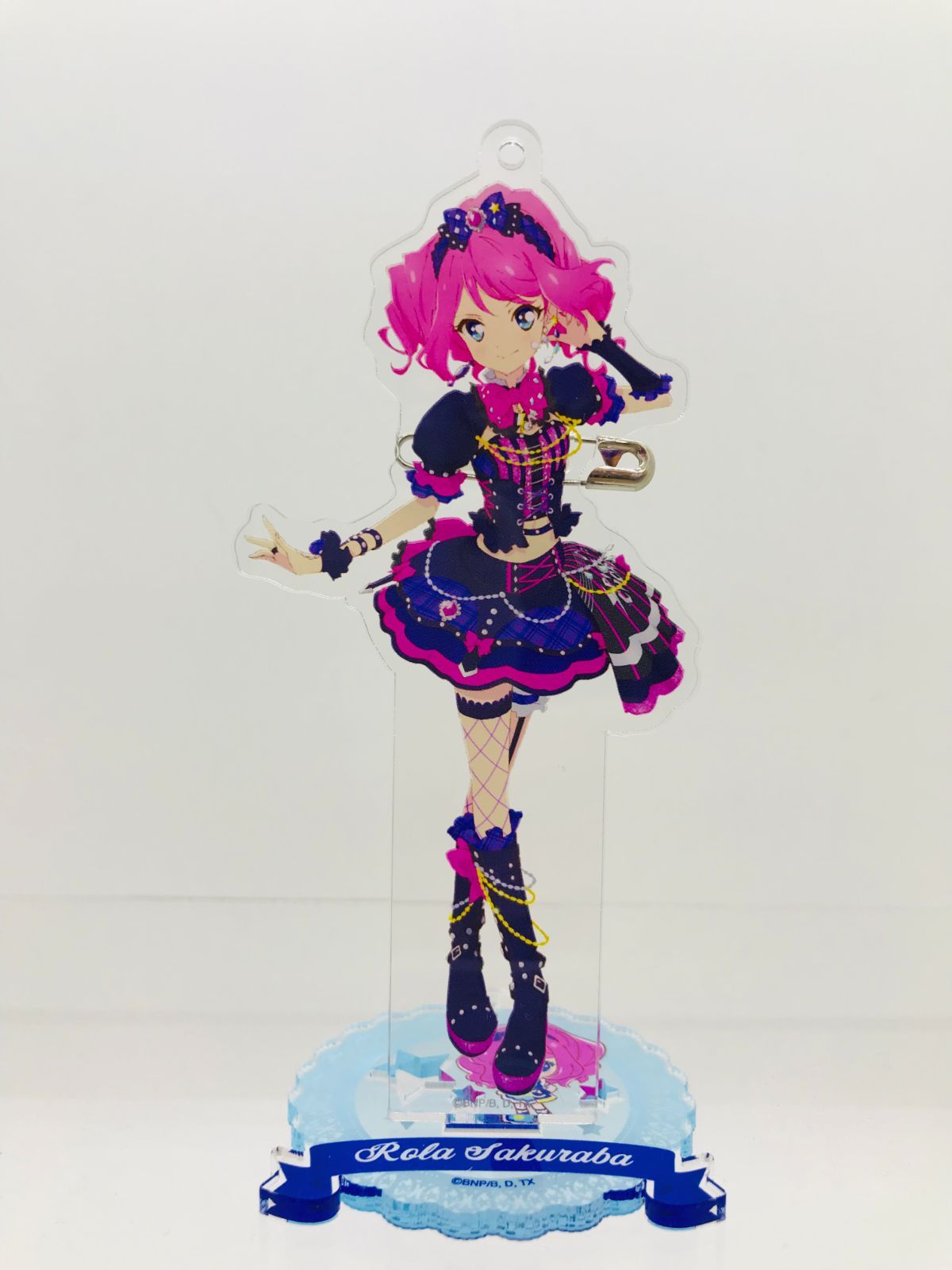 アイカツスターズ 桜庭ローラ アクリルバッジスタンド