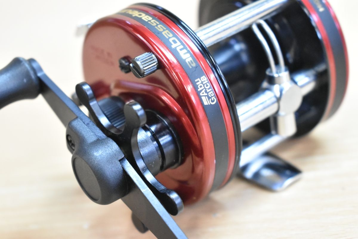 極美品　00カルカッタコンクエスト201 ベイトリール RH441 シマノ 00 カルカッタコンクエスト 201 RH441 日本製 JAPAN