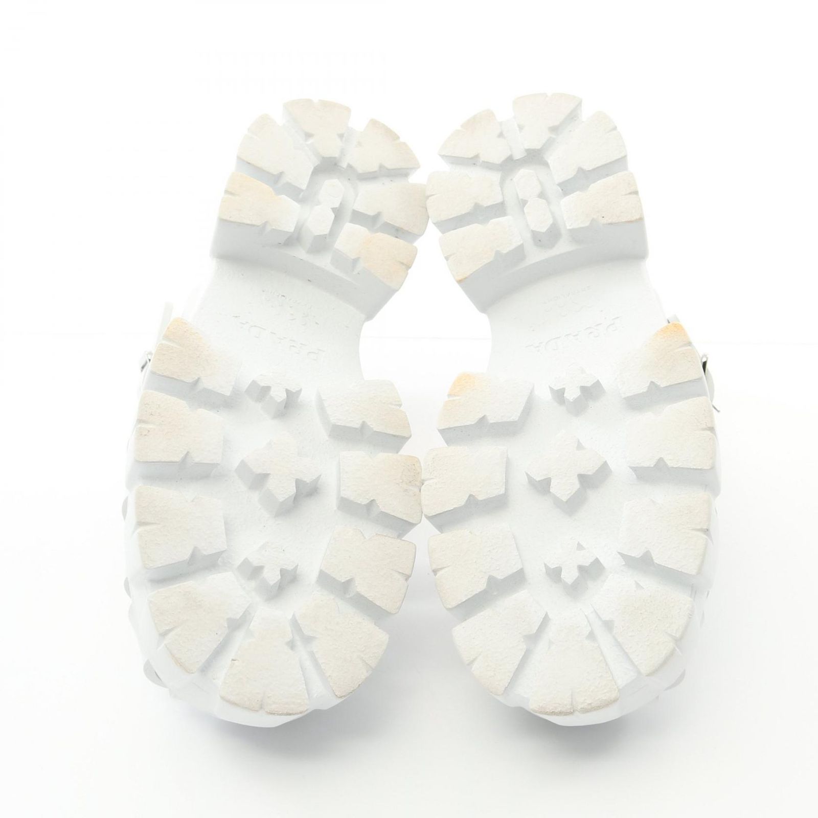 PRADA ホワイトサンダル トライアングルロゴ付き プラダ PRADA トライアングルロゴ サンダル 靴 ラバー レディース