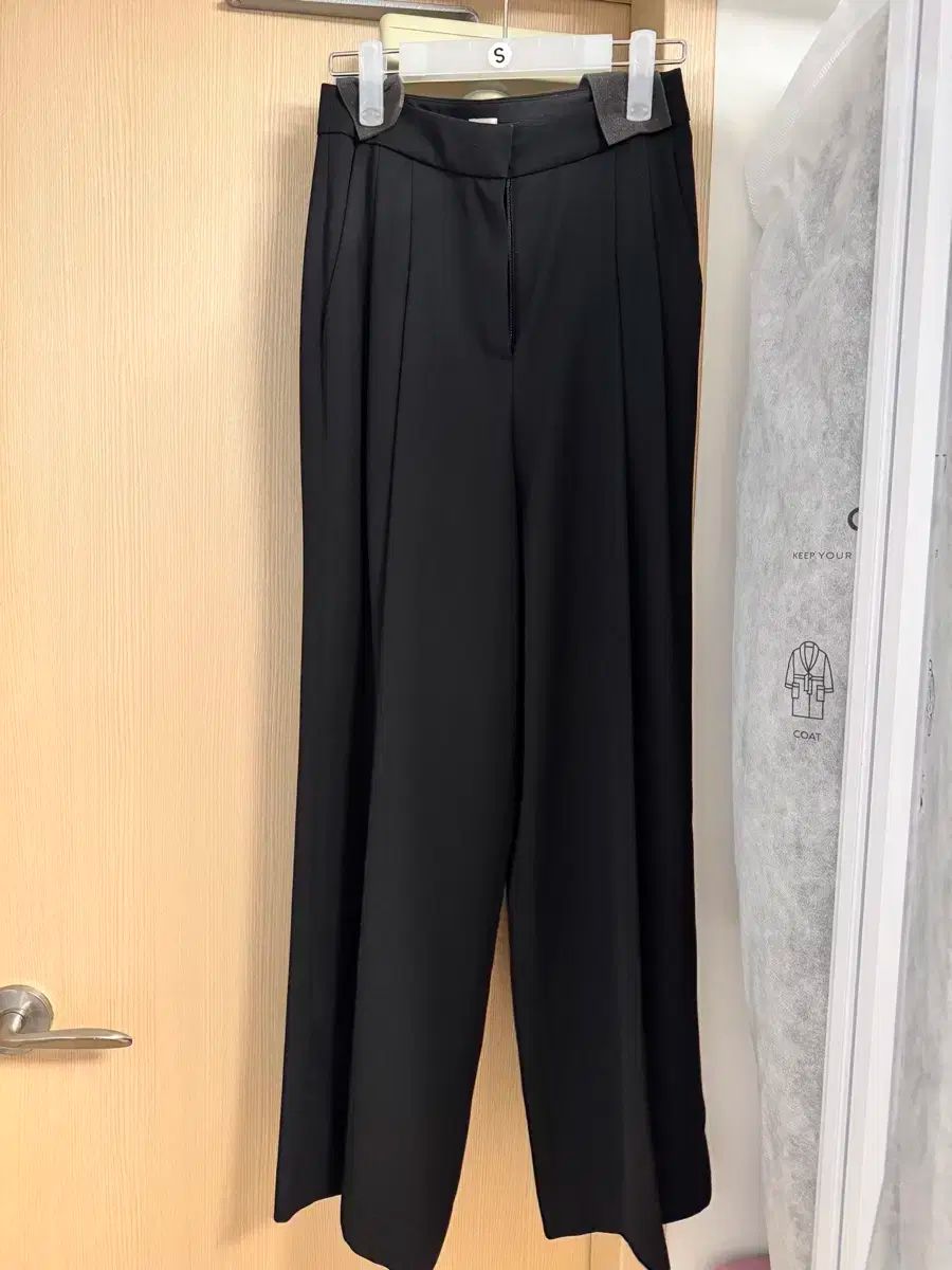 リール ワイドパンツ