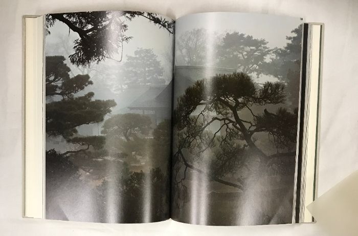 図録・桂離宮 発行・毎日新聞社 写真・岡本茂男 図録】桂離宮 発行：毎日新聞社 写真：岡本茂男 昭和60年