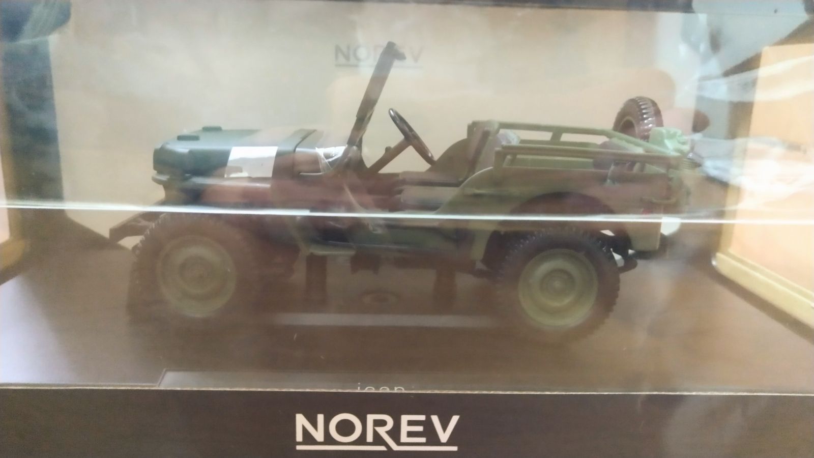 ノレブ NOREV 1/18 ジープ 1942 グリーン 新品未開封品 - メルカリ