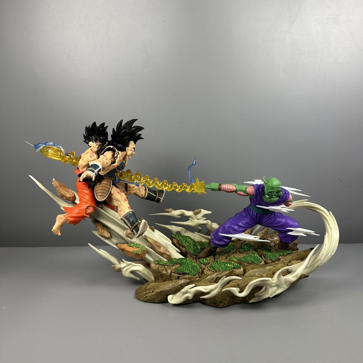 早い者勝ち❢ vsラディッツ、孫悟飯＆ピッコロ魔貫光殺砲海外