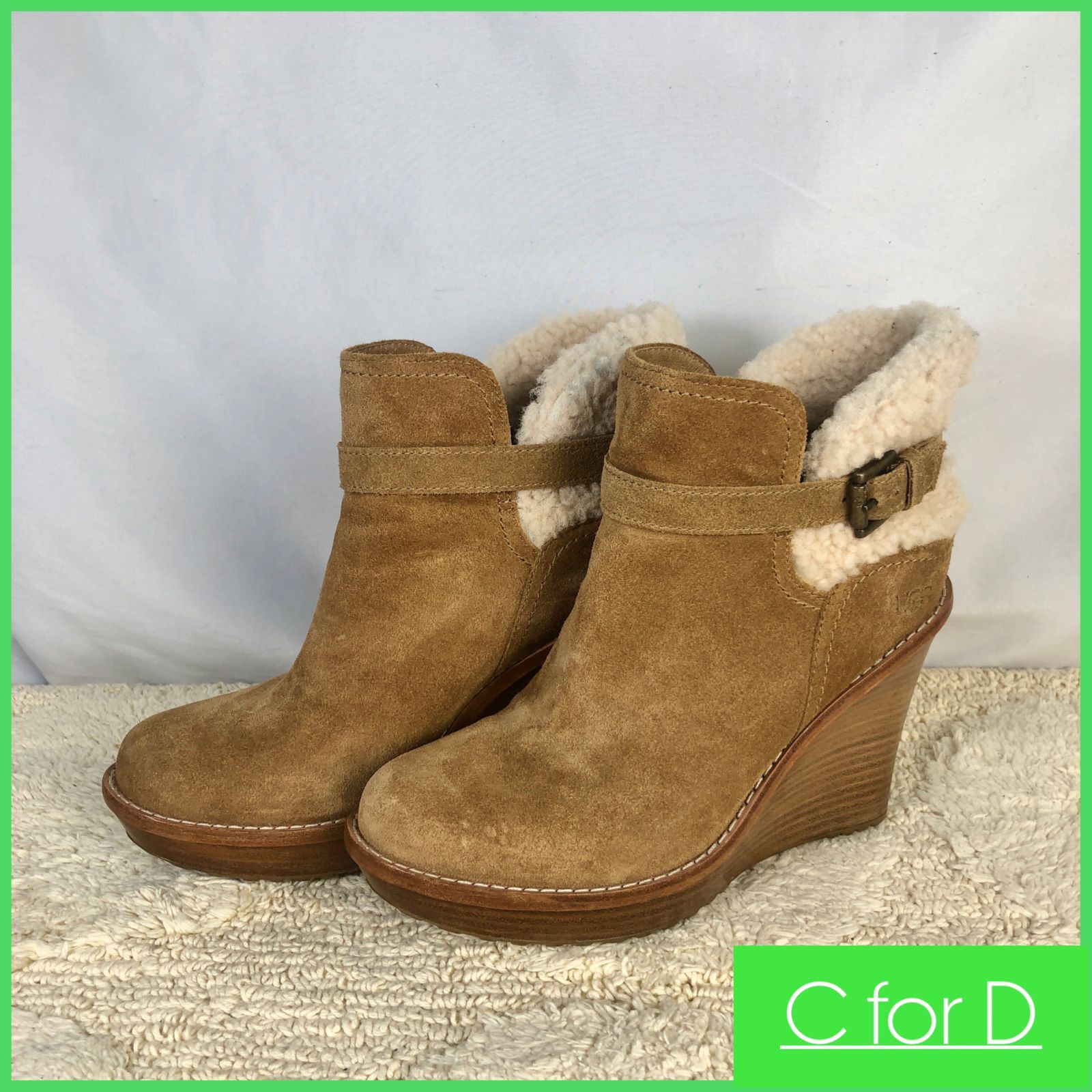 UGG 厚底ブーツ　24cm 追跡有】[UGG] アグ 厚底ブーツ Classic Ultra Mini Platform