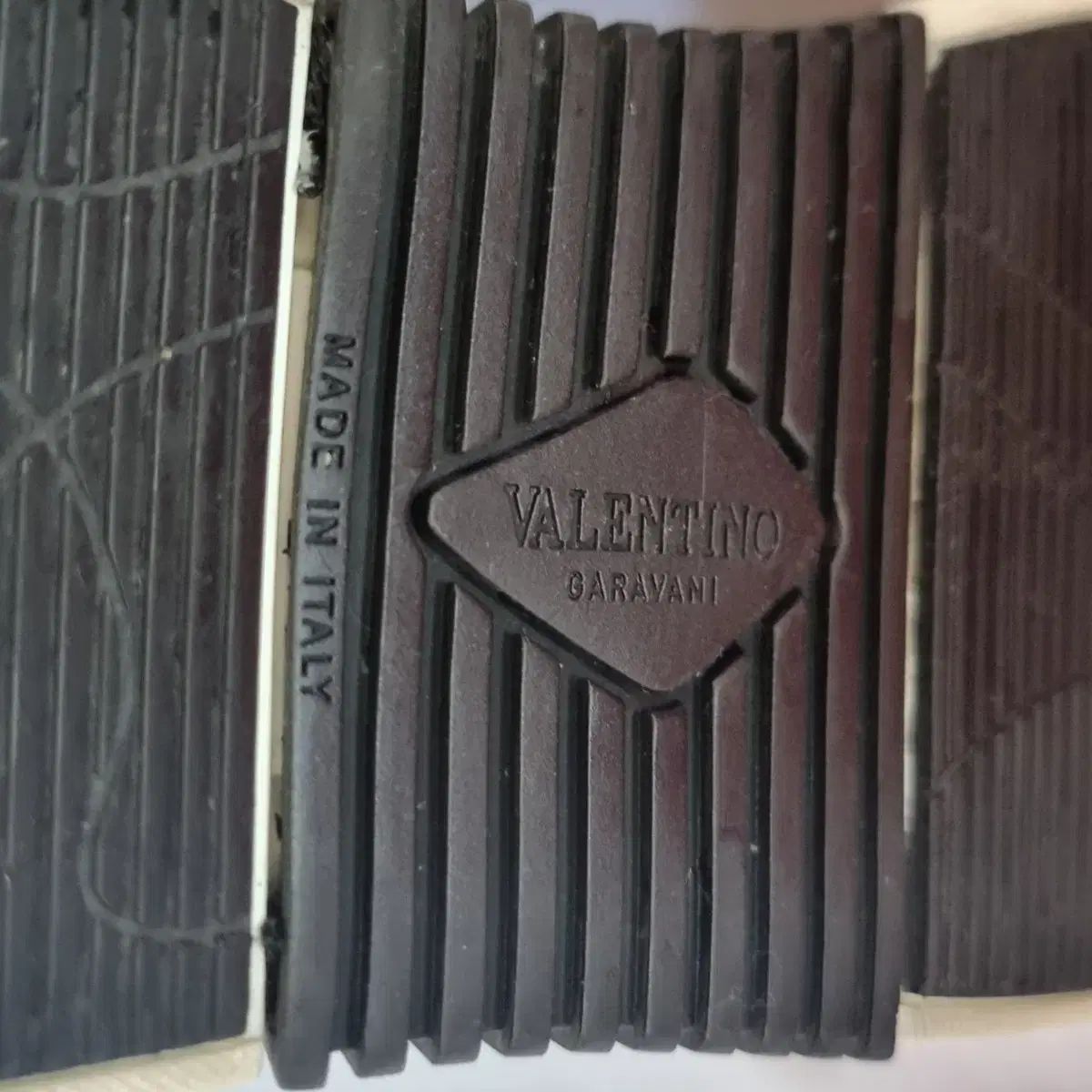 ヴァレンティノ VL7N