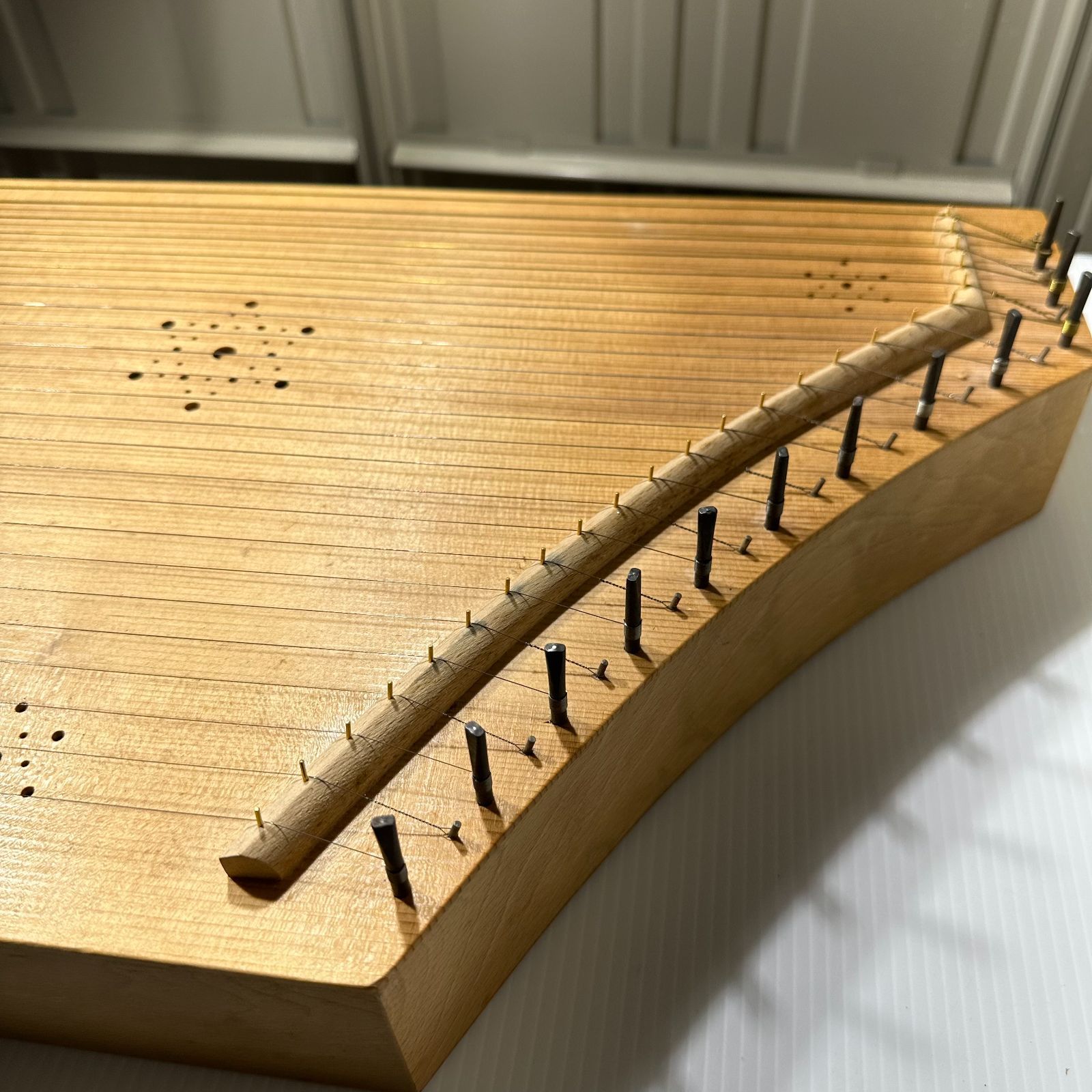 美品 古代ギリシャ民族楽器 Psaltery プサルタリー - メルカリ