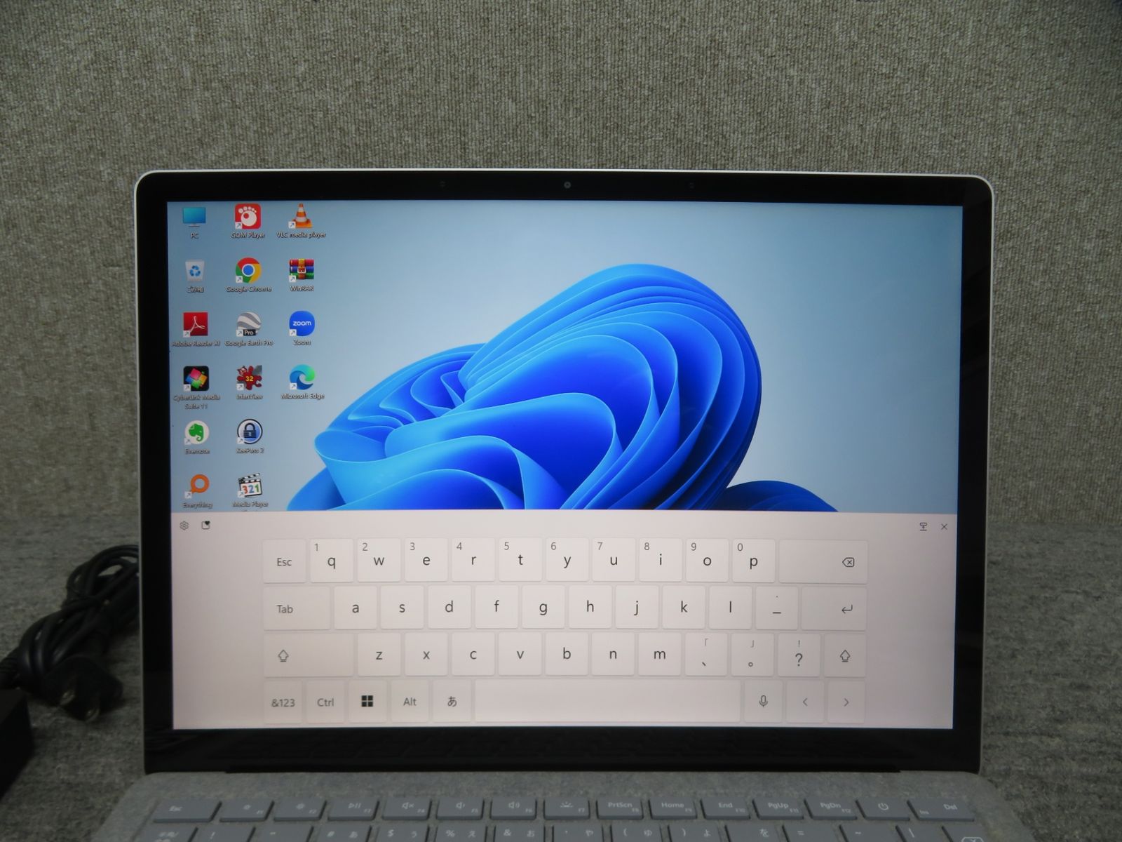 2in1タッチパネル・サーフェス】 Microsoft Surface Laptop 1769