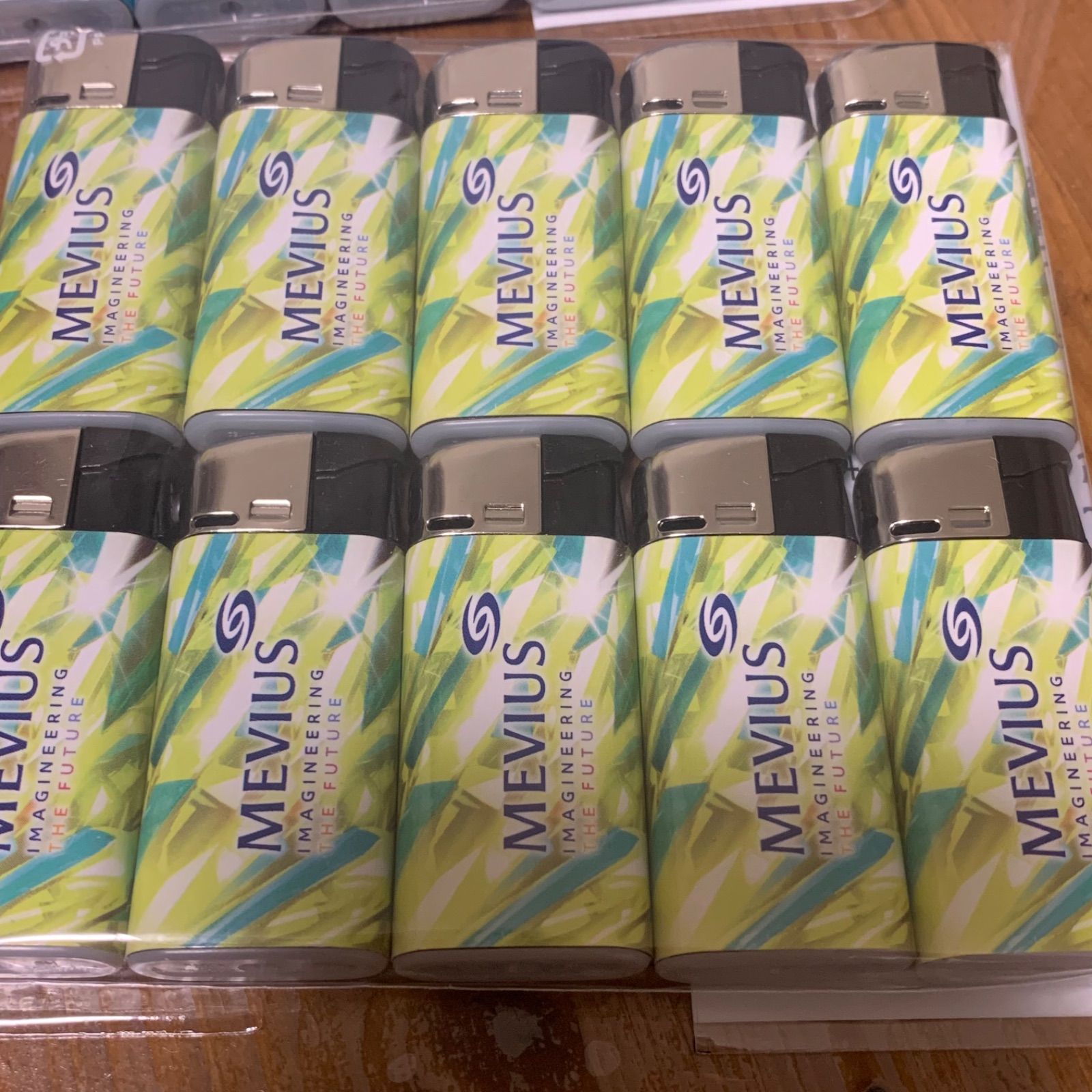 30個セット】メビウス ミニライター☆30個使い捨てライター - メルカリ