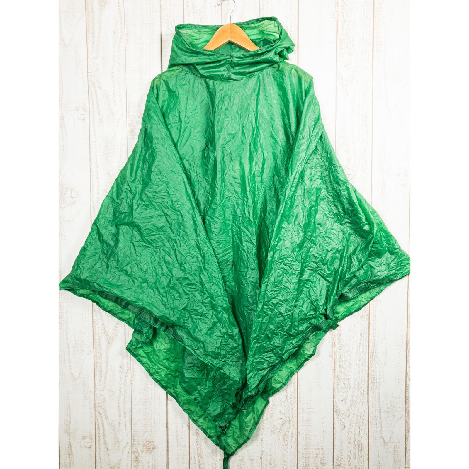 OneSize グリーン系 Anti Gravity Gear アンチグラビティギア ポンチョ ヴィラ Poncho Villa ケリー グリーン ナイロン ウェア ポンチョ z00051668 ケリー グリーン ポンチョ ウェア