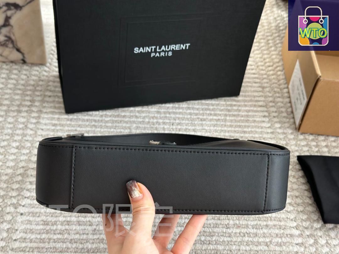 サンローラン LE5A7