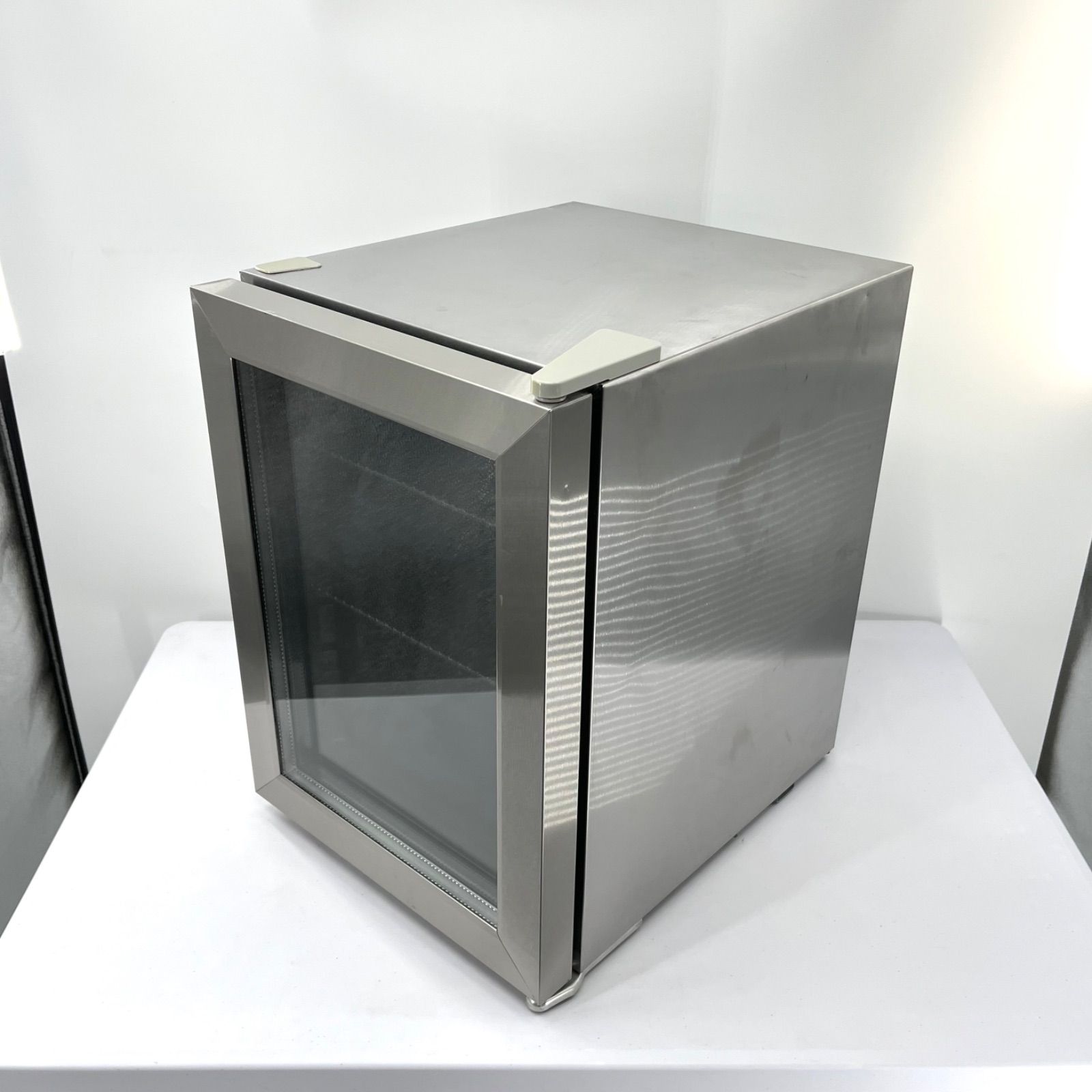 更にお値下げ致しました  ✨激レア✨アズマ スタイリッシュデザイン23L冷蔵庫 MR-ST23 1ドア冷蔵庫 2017年製 🤩🤩更にお値下げ致しました🤩🤩 ✨激レア✨アズマ