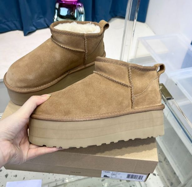 一番の 24cm ugg ウルトラミニ 厚底ブーツ アグ 38 ショート 24cm