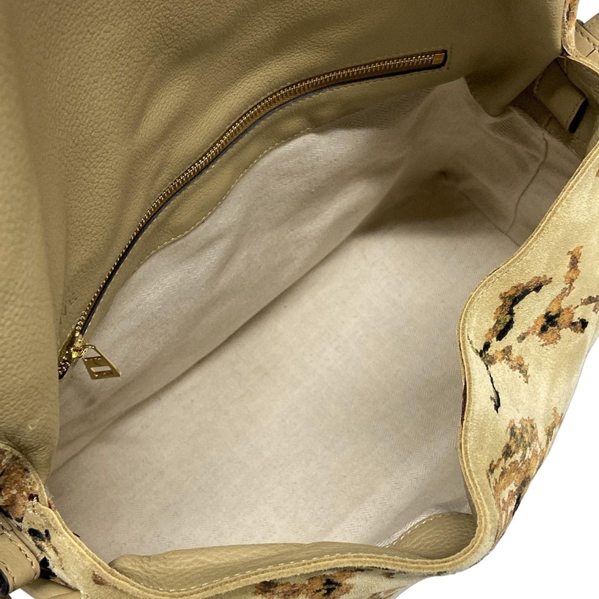 ショルダーバッグ