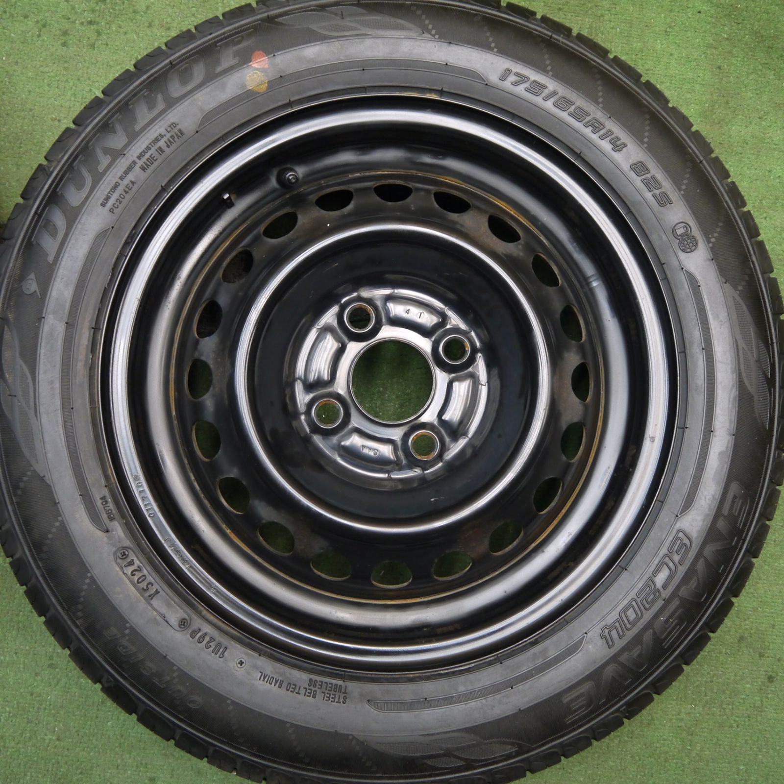 タイヤほぼ未使用！24年☆175/65R14 ダンロップ エナセーブ EC204 