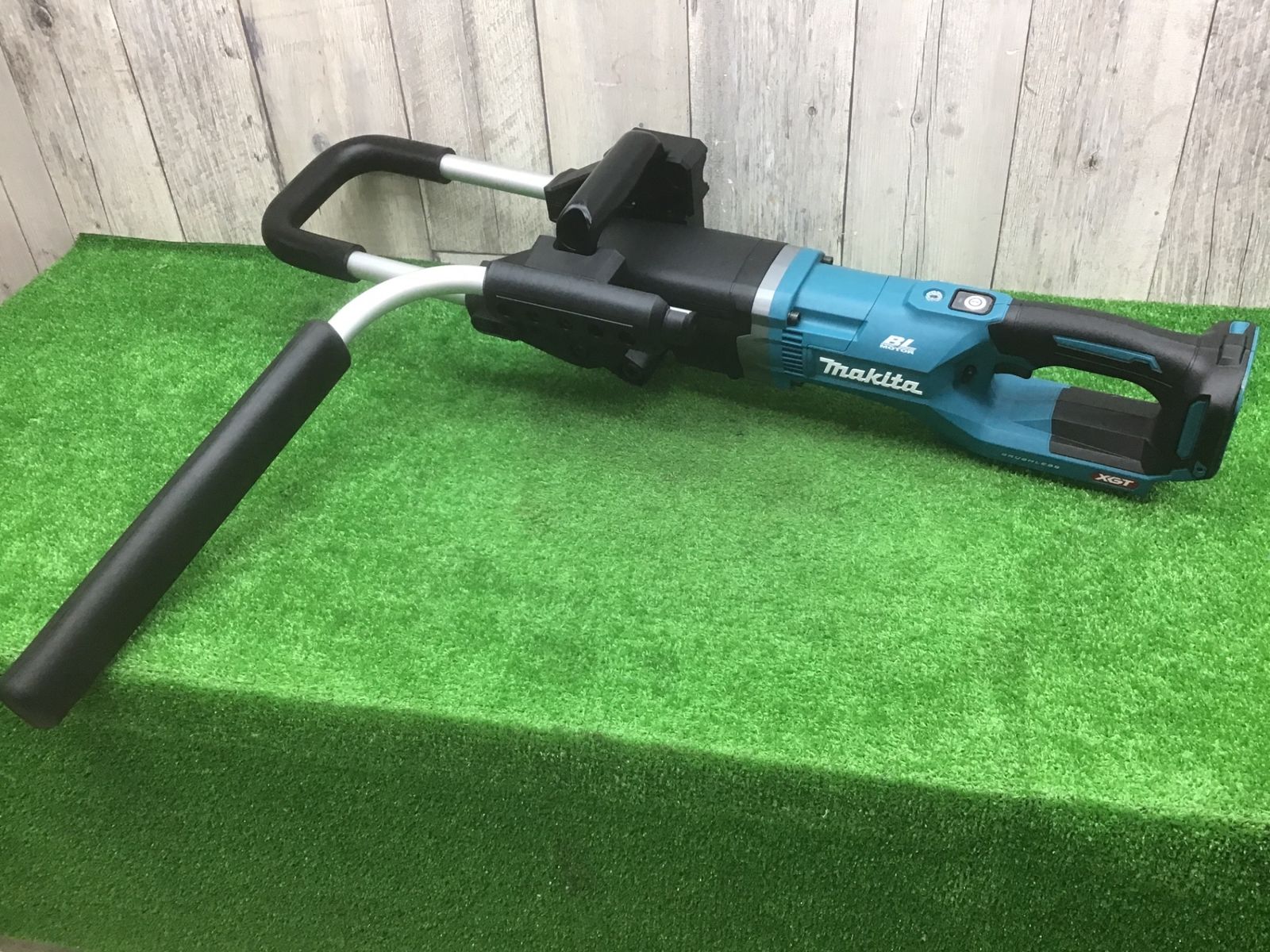 A ●マキタ 40v充電式アースオーガ DG002GZ 本体のみ●アクトツール富山店●吊