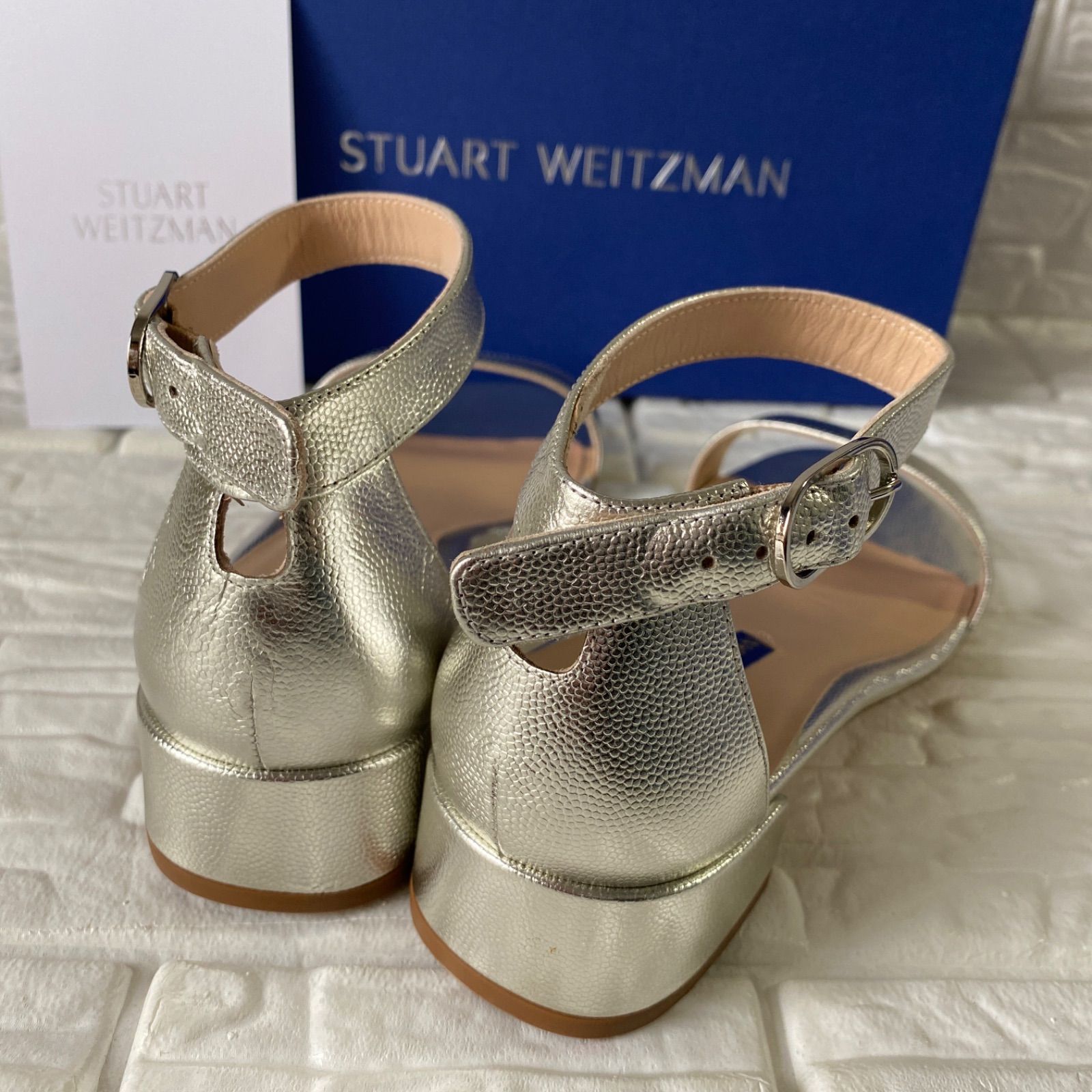 サンダル STUART WEITZMAN 23.5㎝ シルバー - 靴